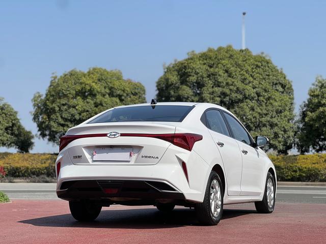 Hyundai Verna 2020 car image #6