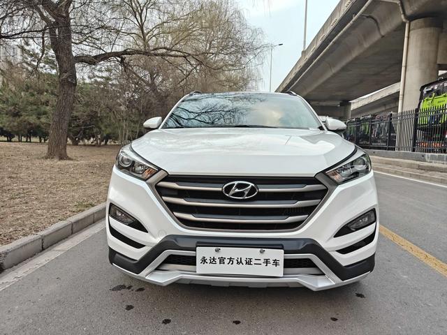 Hyundai Tucson 2016 car image #6
