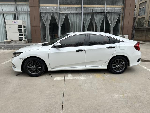 Honda Civic 2019 car image #6