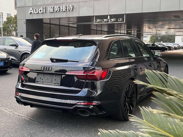 Audi 2023 car image #6