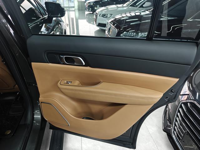 理想汽车 理想ONE 2021 汽车图片 #6