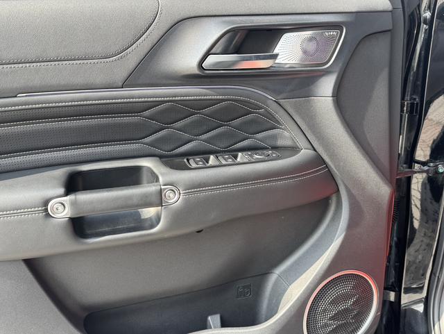 Tank 300 2023 car image #6