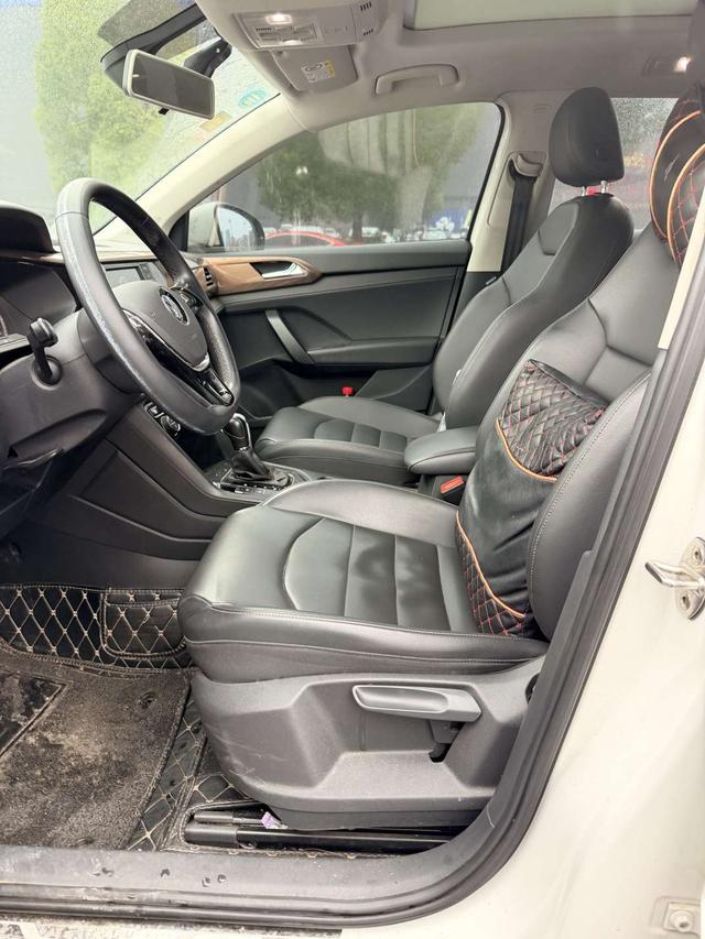 Volkswagen Tharu 2019 car image #6