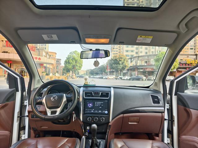 Forthing SX6 2016 car image #6