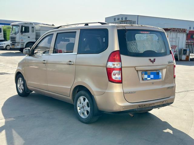 Wuling Hongguang 2012 immagine di auto #6