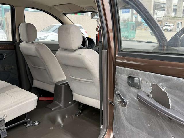 Wuling Hongguang 2016 car image #6