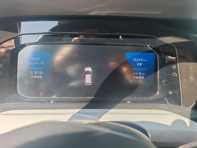 Volkswagen Golf 2021 car image #6