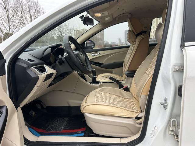 奇瑞 艾瑞泽7 2015 汽车图片 #6