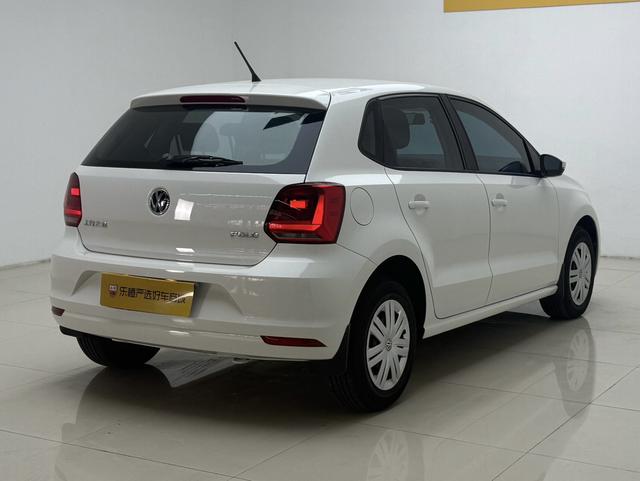 Volkswagen Polo 2017 car image #6
