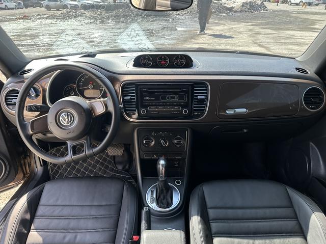 Volkswagen Beetle 2012 изображение автомобиля #6