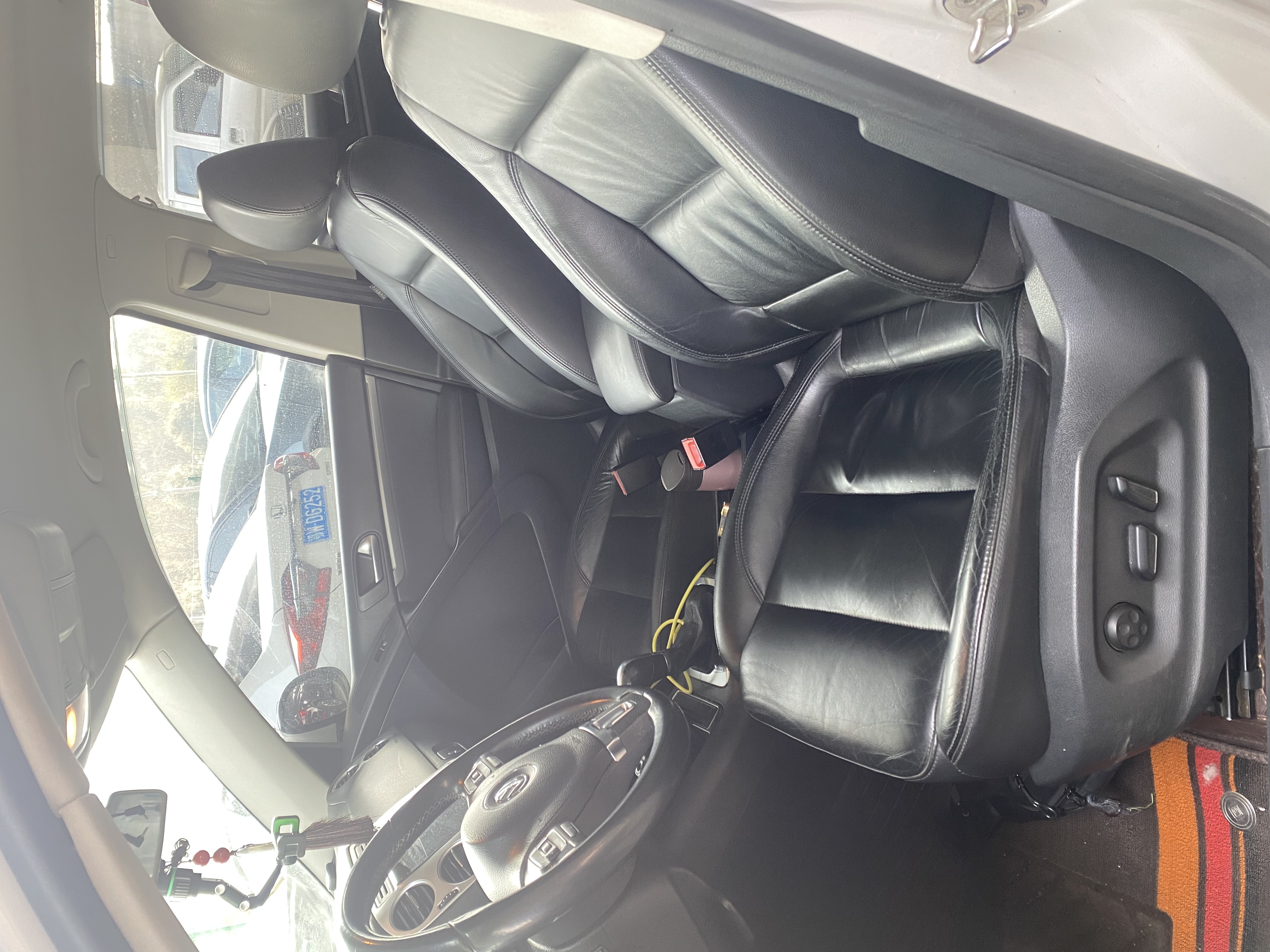 Volkswagen Tiguan 2014 car image #6