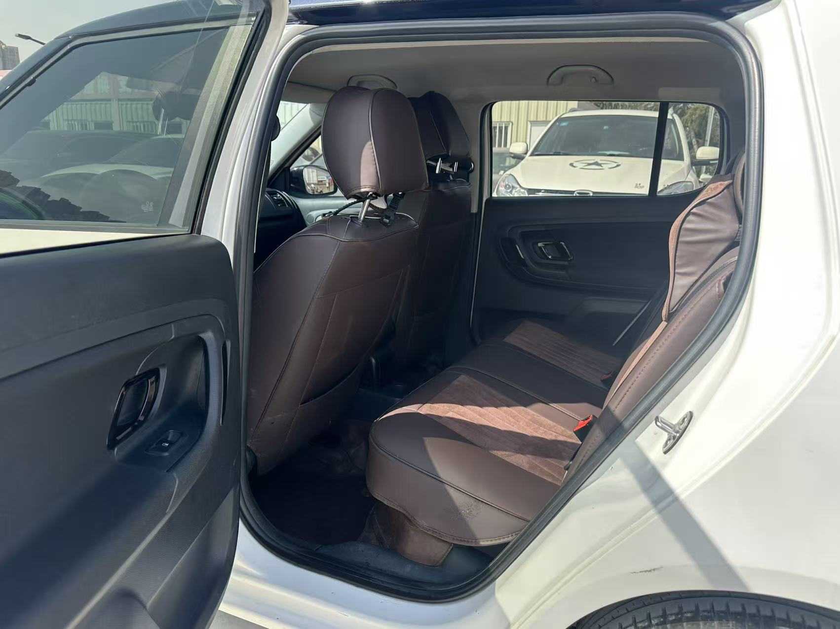 Skoda Fabia 2013 immagine di auto #6