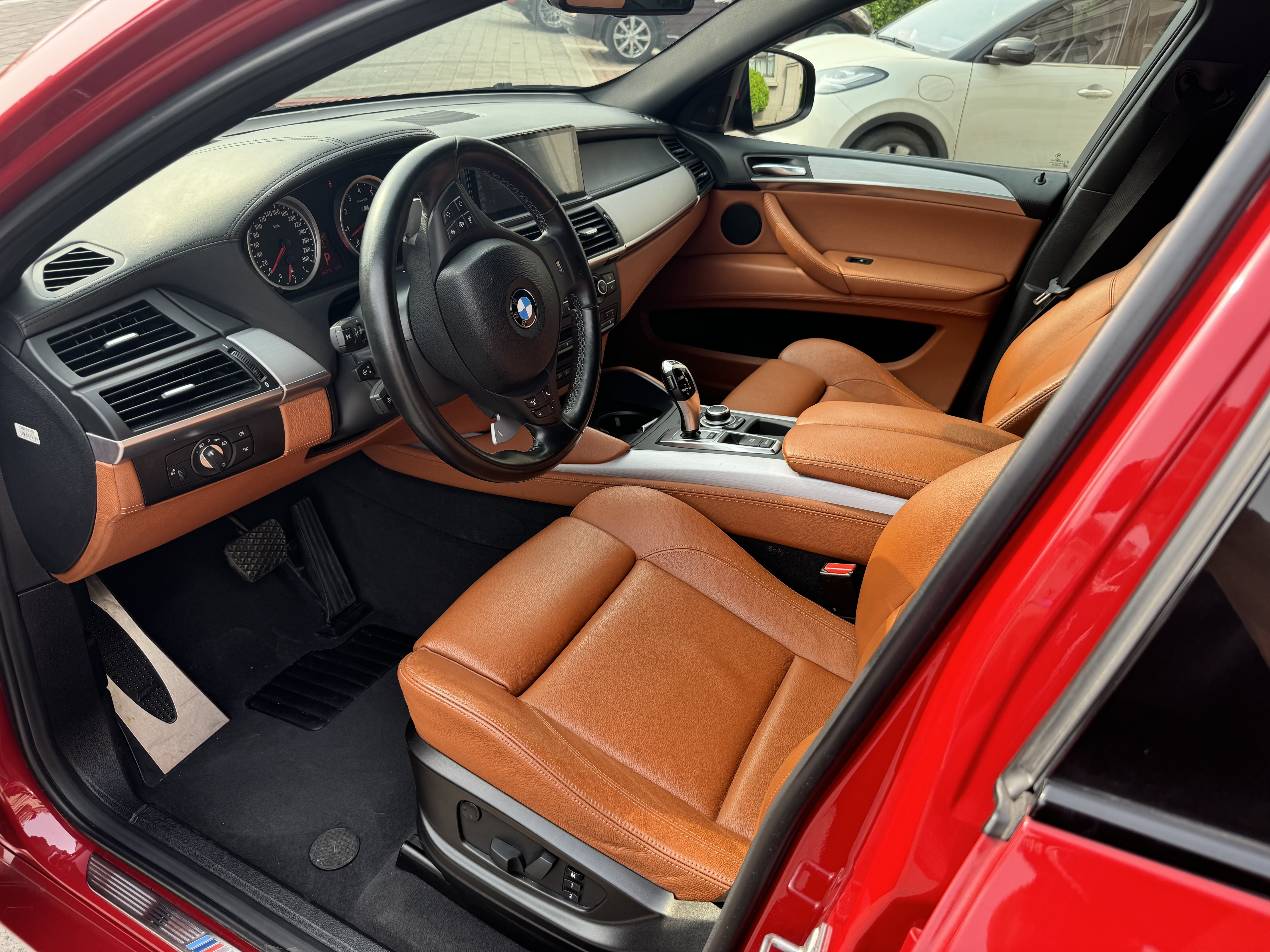 BMW X6 M 2016 #6 BMW X6 M 2016 car image #6