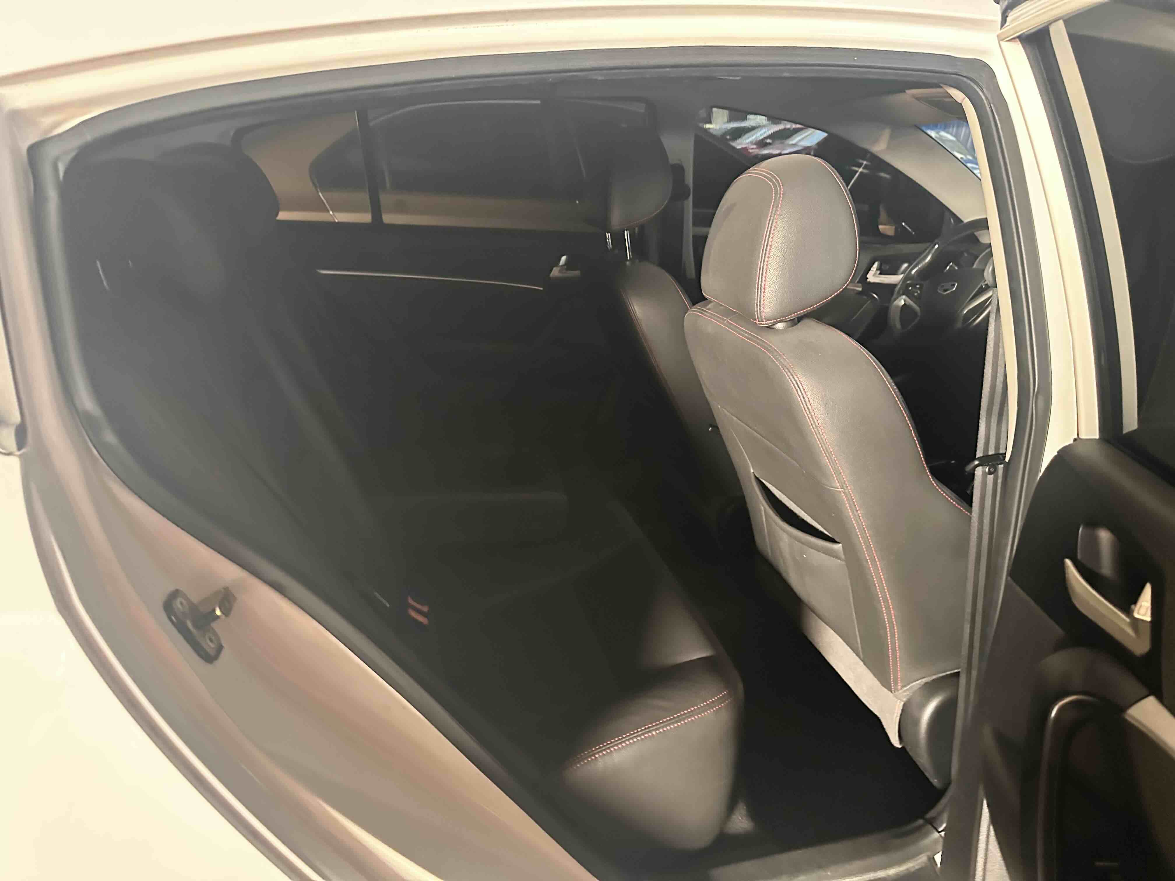 GEELY Emgrand 2014 #6 GEELY Emgrand 2014 car image #6