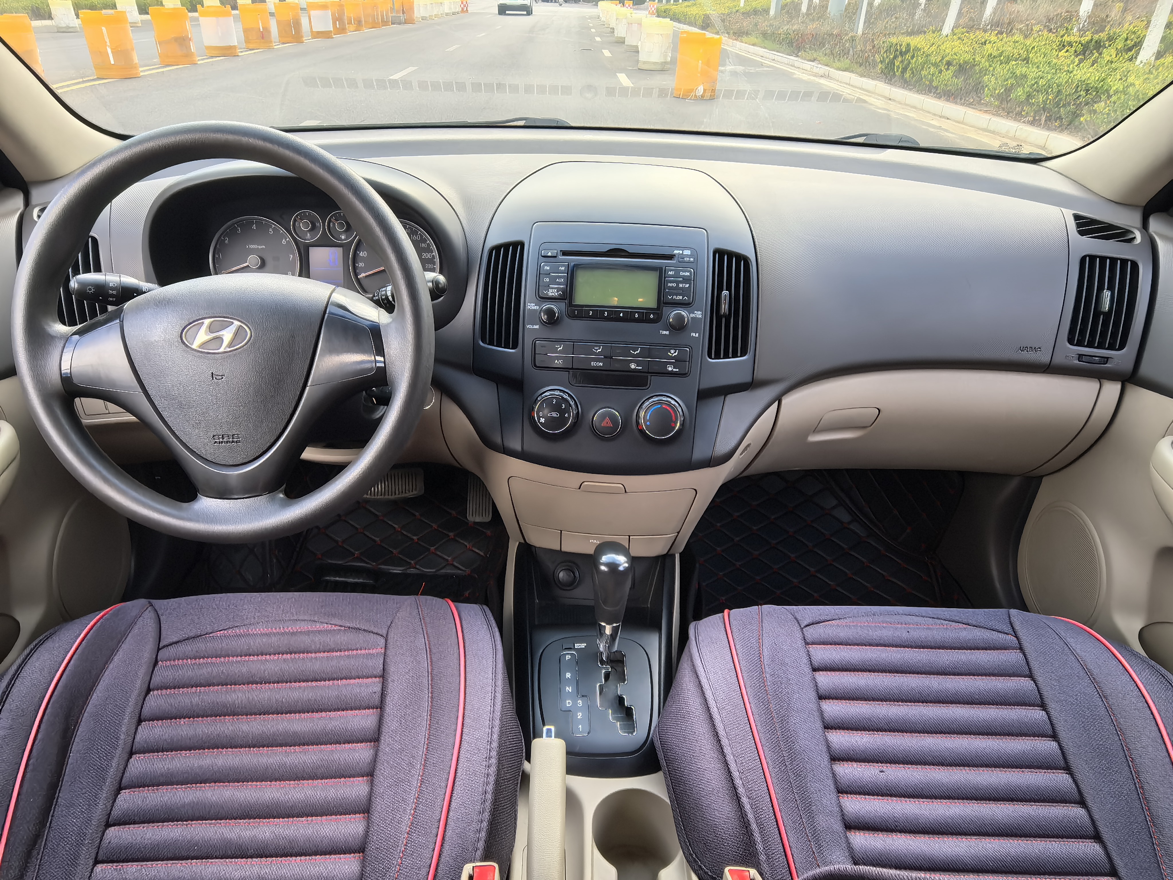 Hyundai i30 2012 car image #6