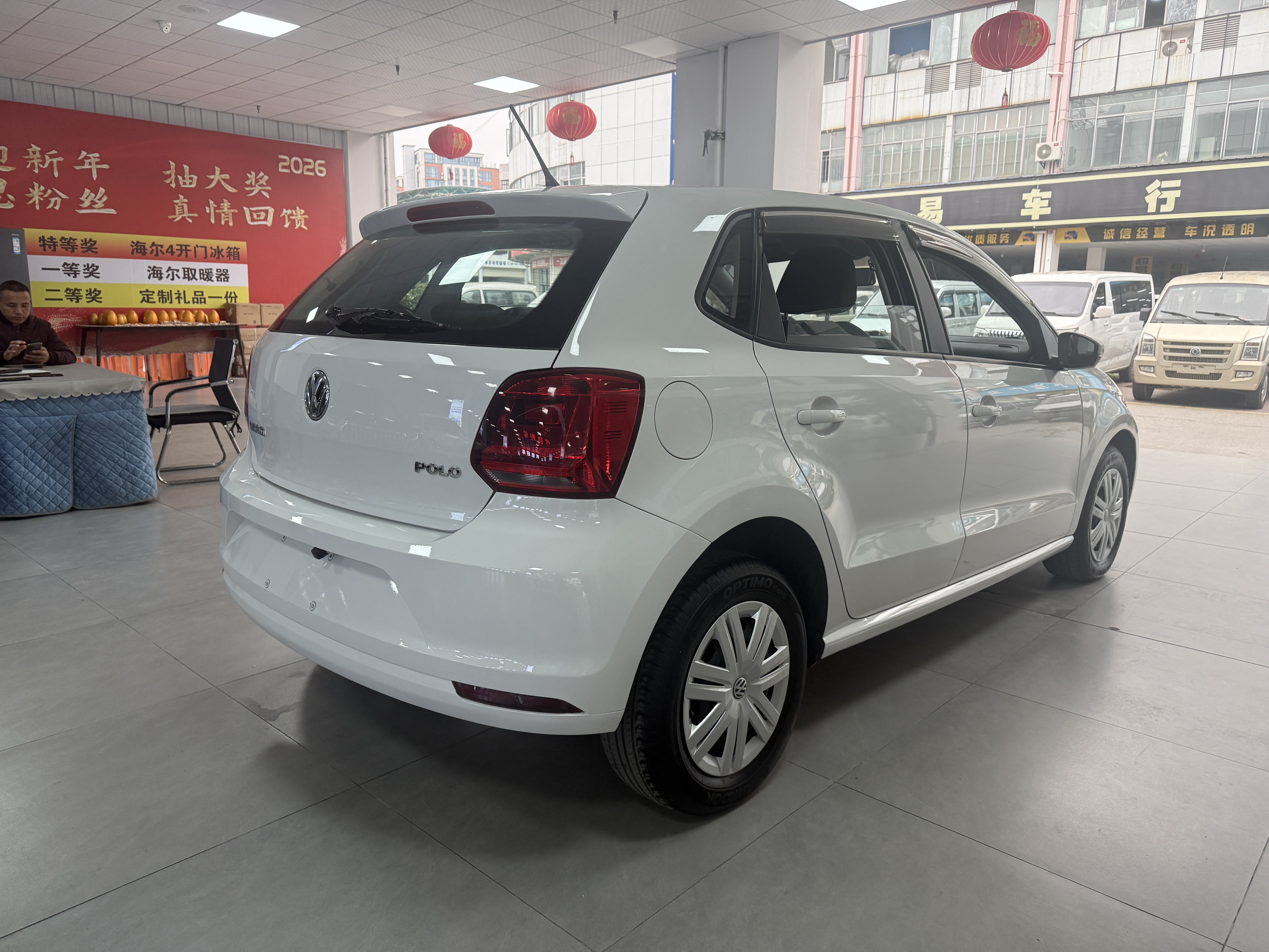 Polo 2018 car image #6