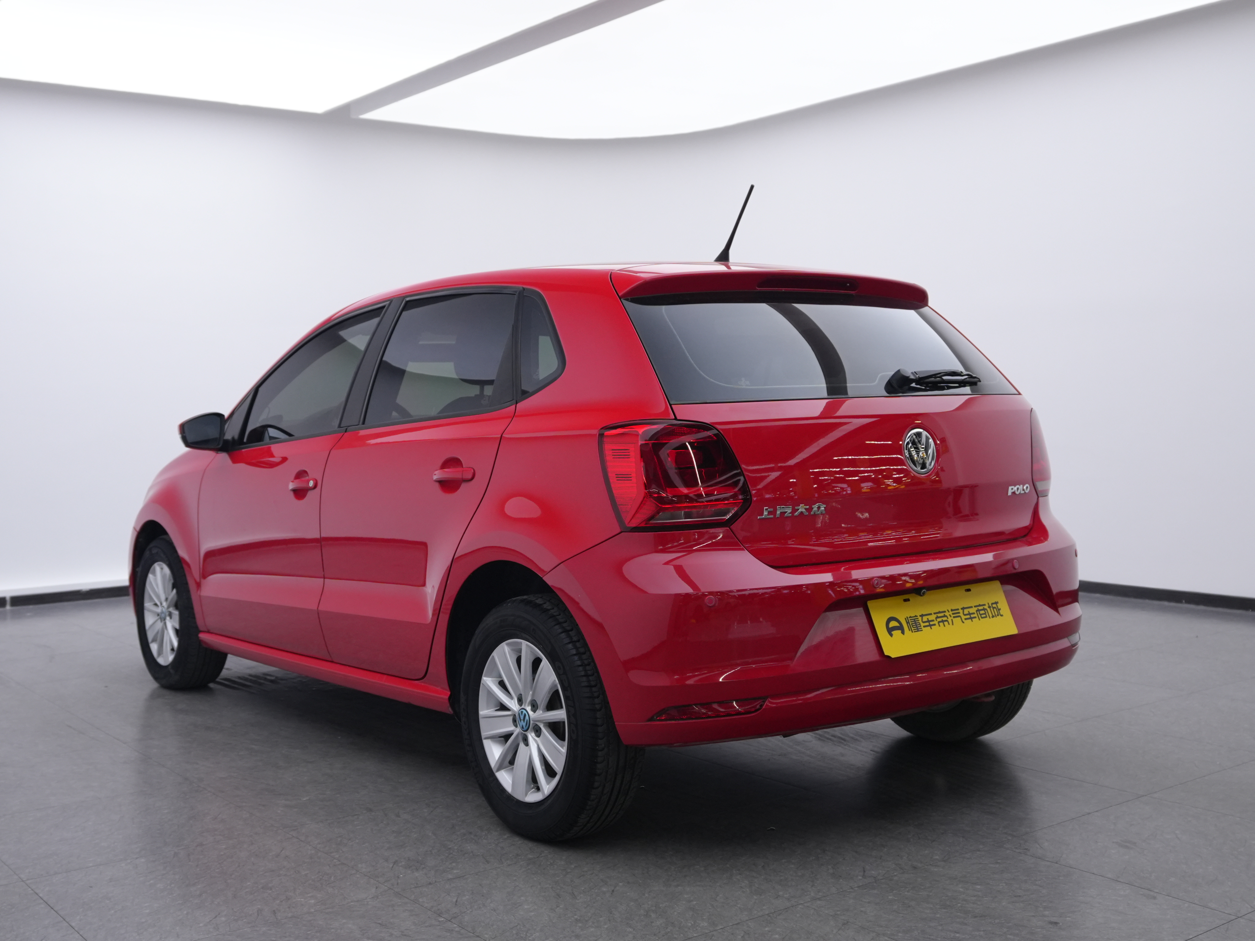 Polo 2017 car image #6