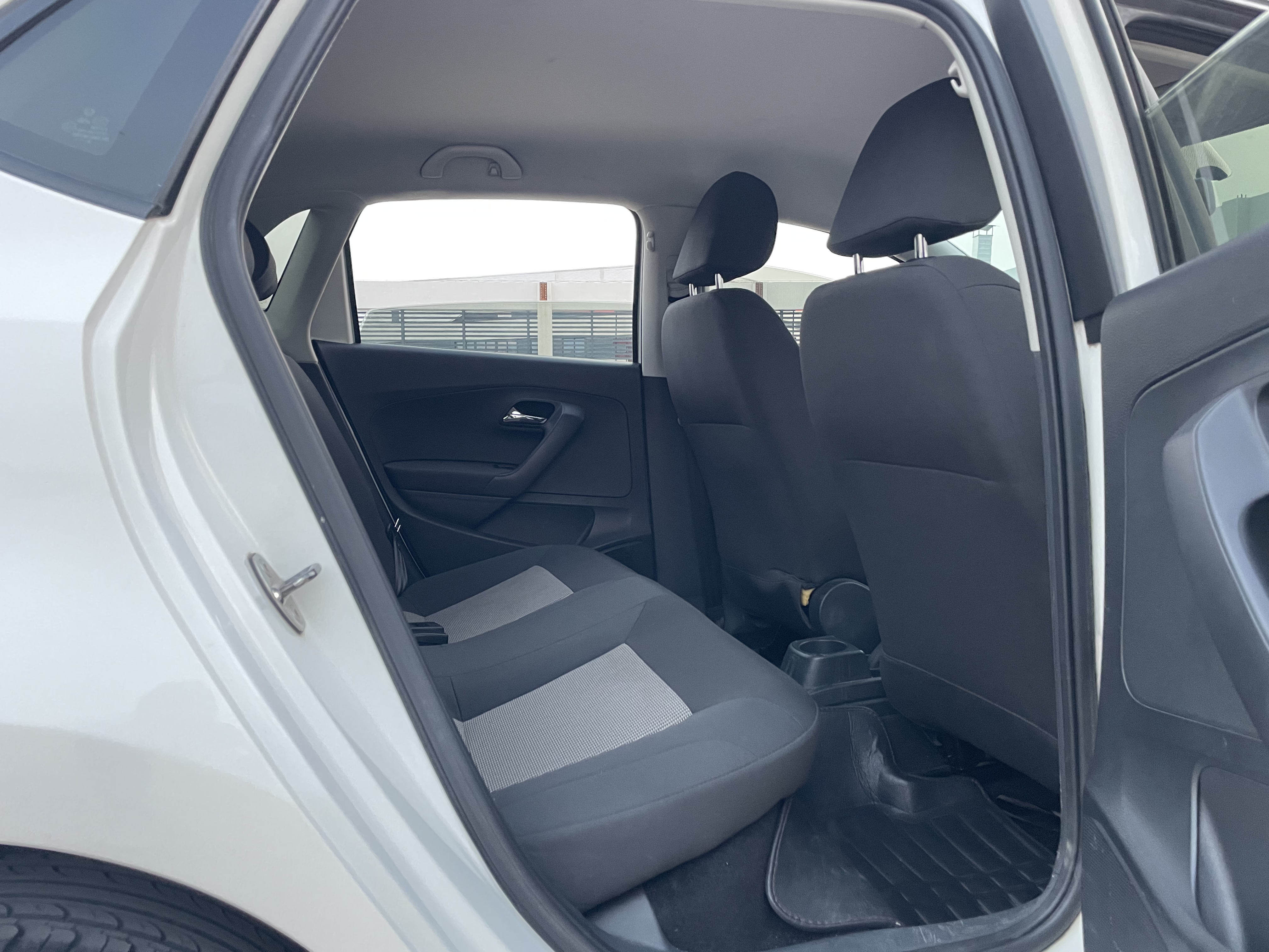 Polo 2018 car image #6