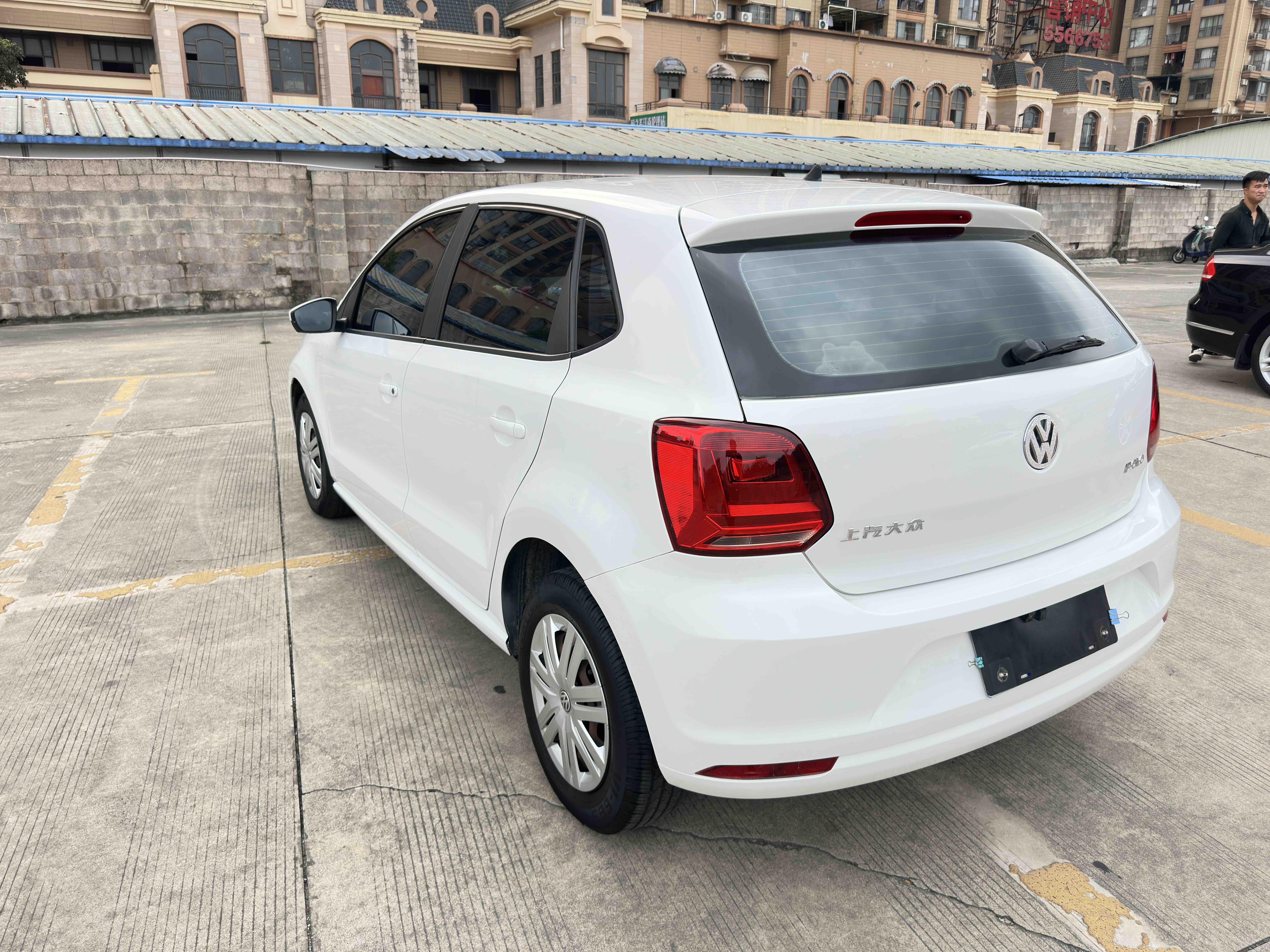Polo 2017 car image #6