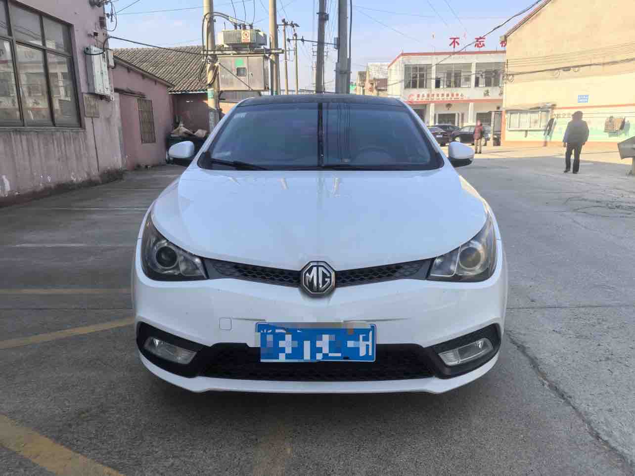MG 5 2015 car image #6