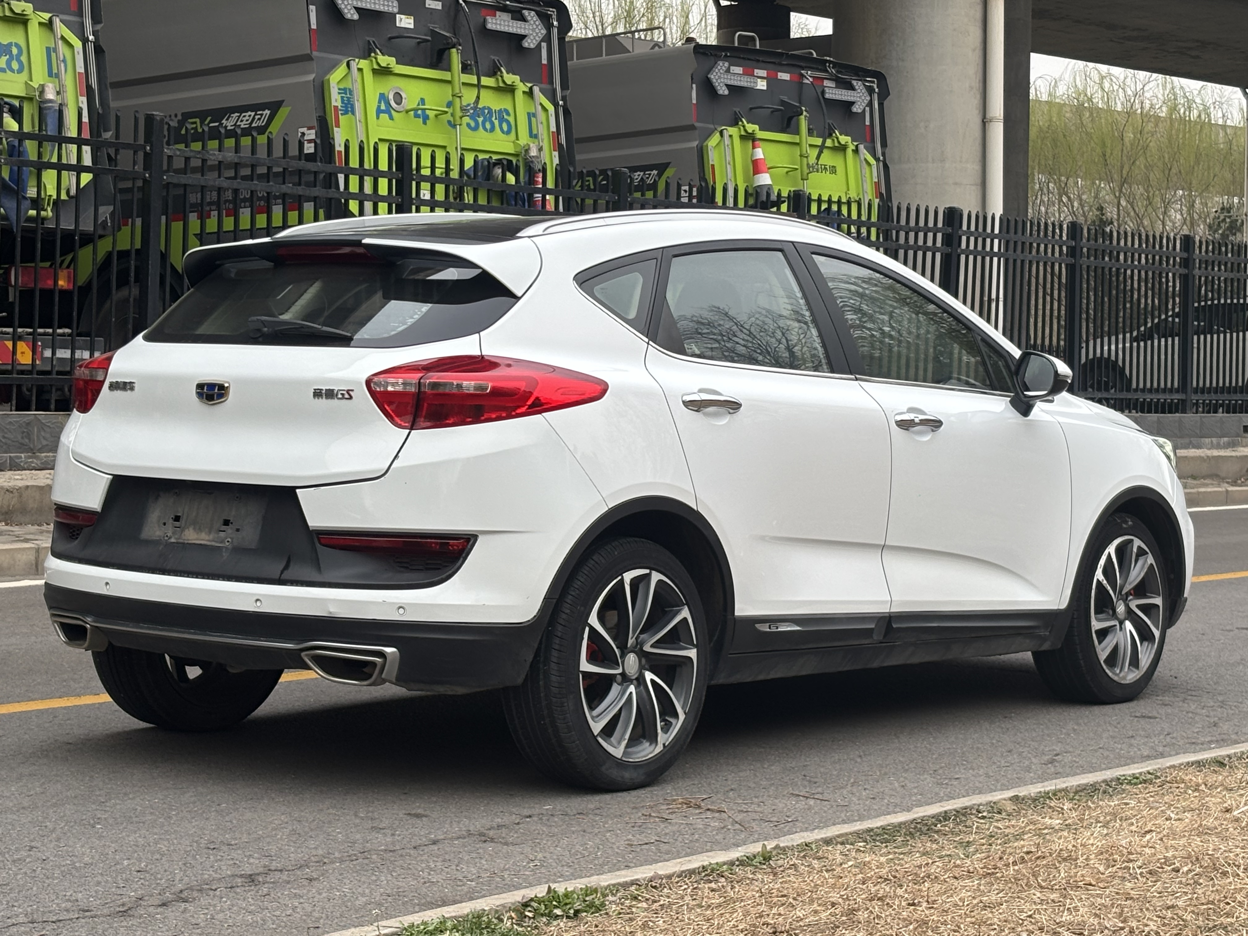 GEELY Emgrand GS 2017 #6 GEELY Emgrand GS 2017 car image #6