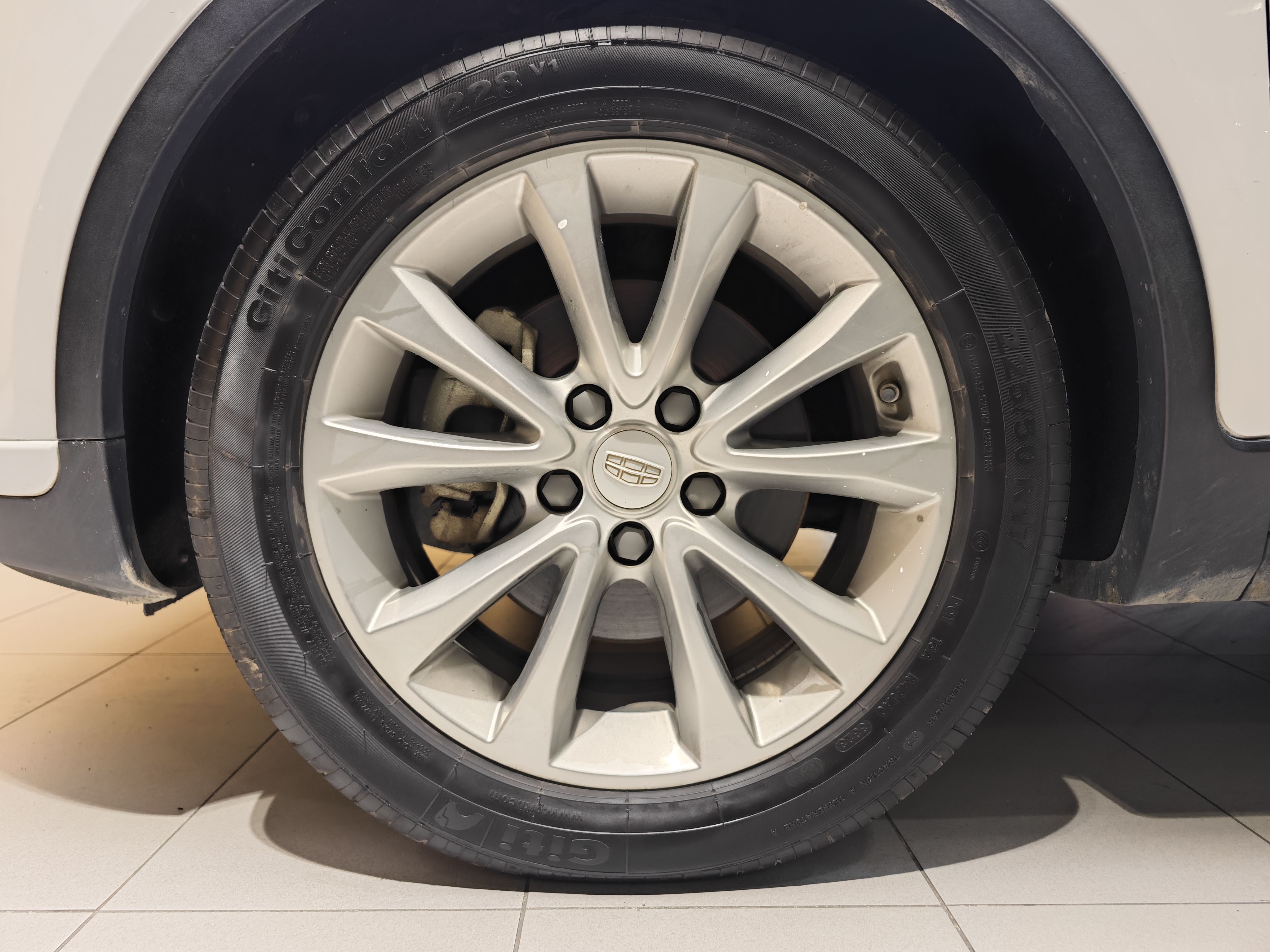 GEELY 2017 car image #6