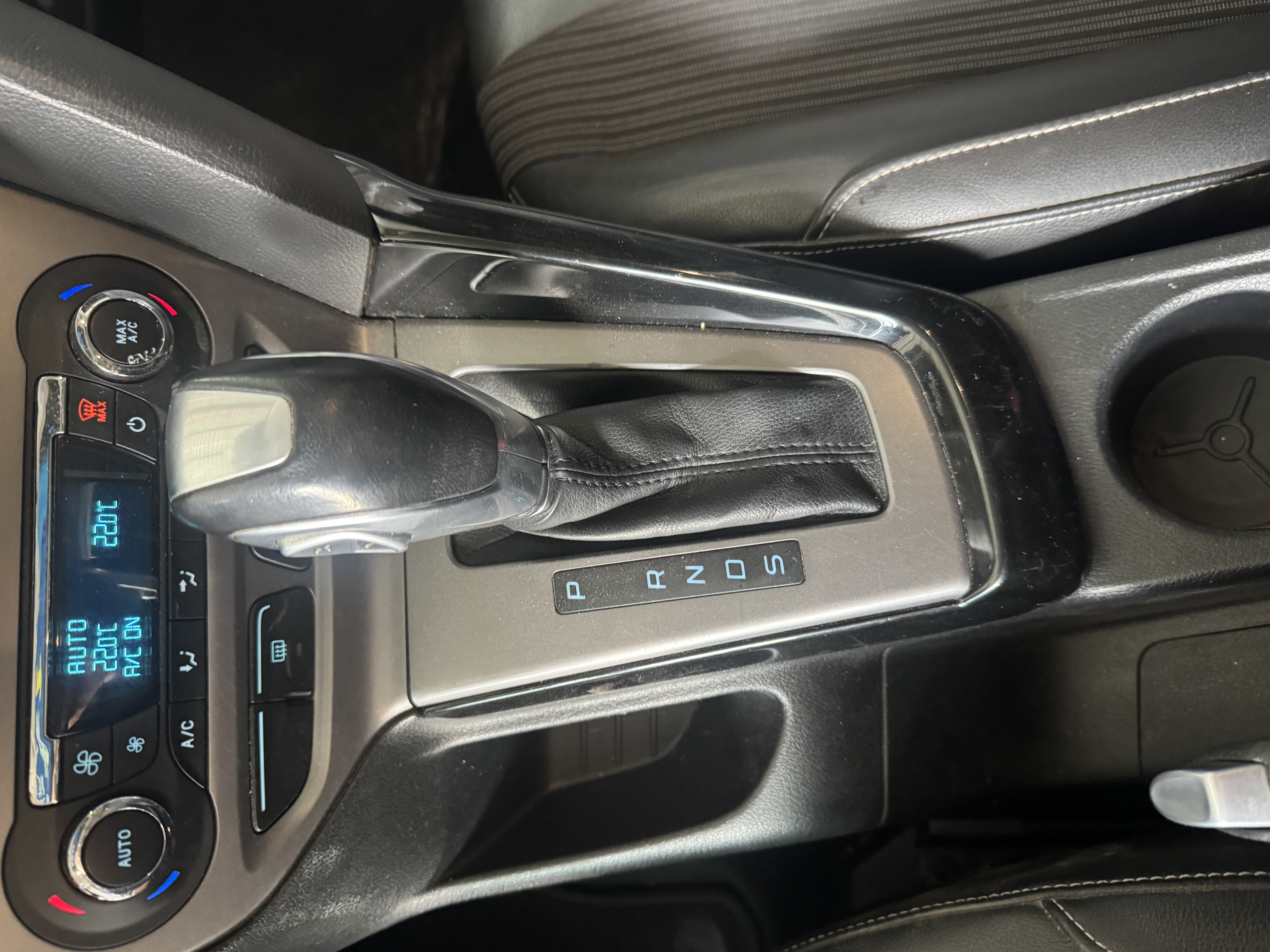 Ford Focus 2015 car image #6