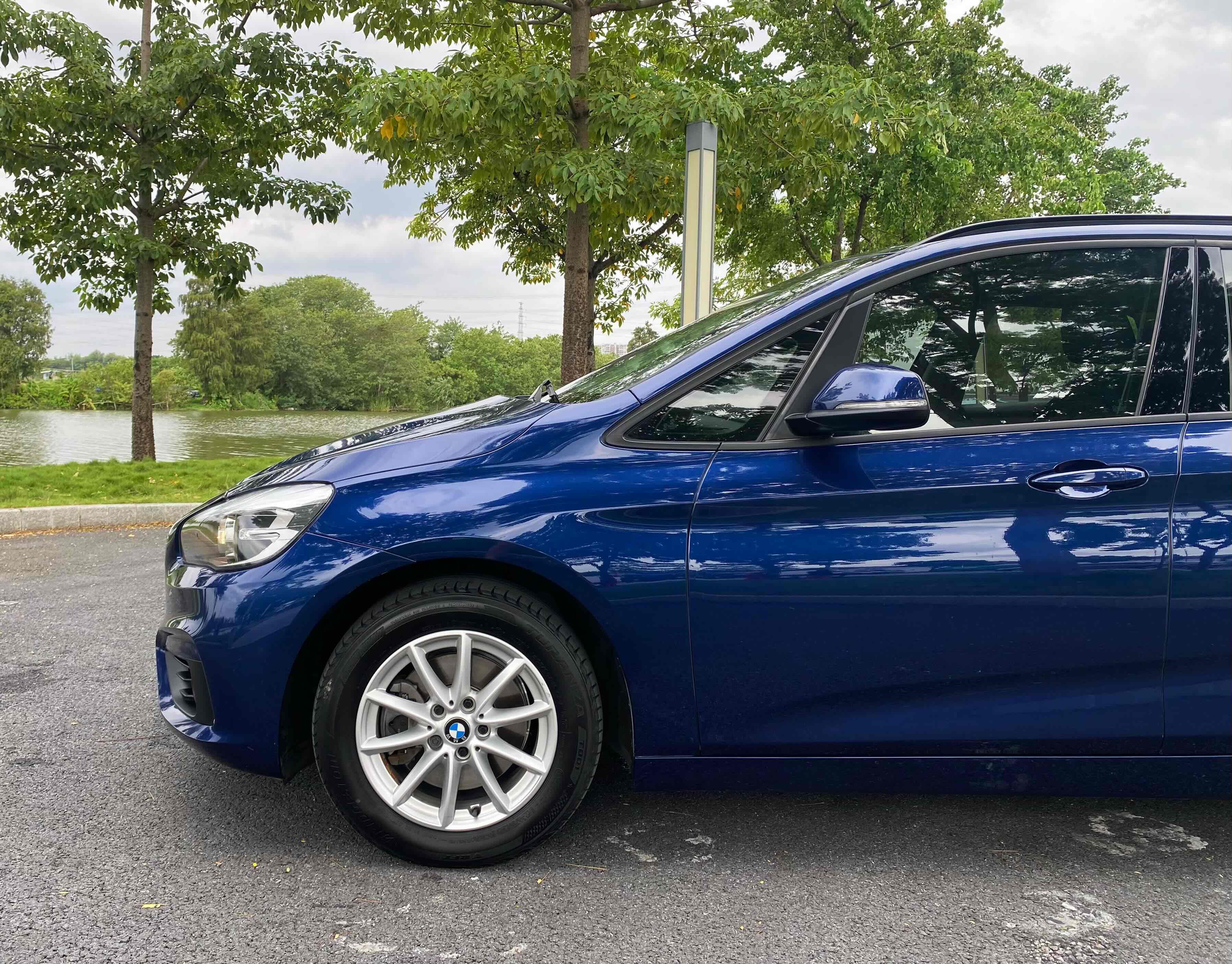 BMW 2 Series Tourer 2016 car image #6