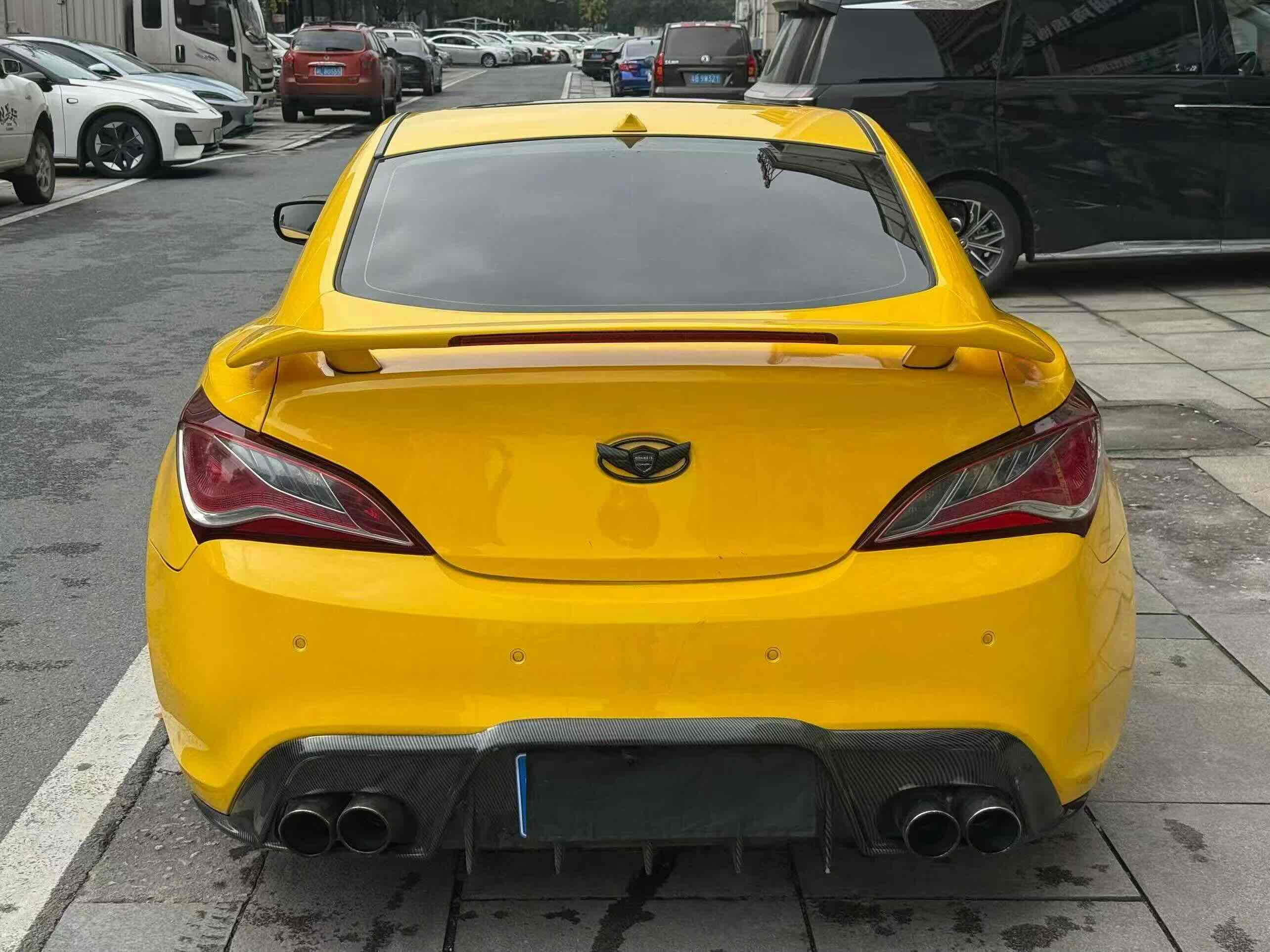 Hyundai Rohens-Coupe 2013 #6 Hyundai Rohens-Coupe 2013 car image #6