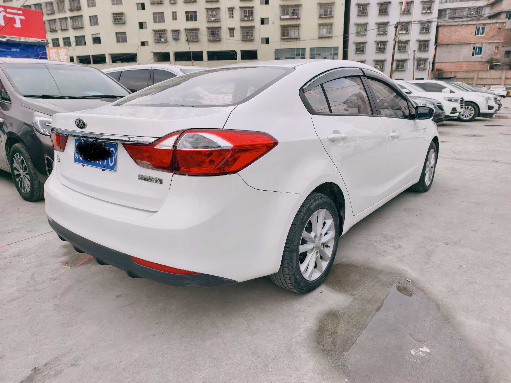 Kia K3 2017 car image #6