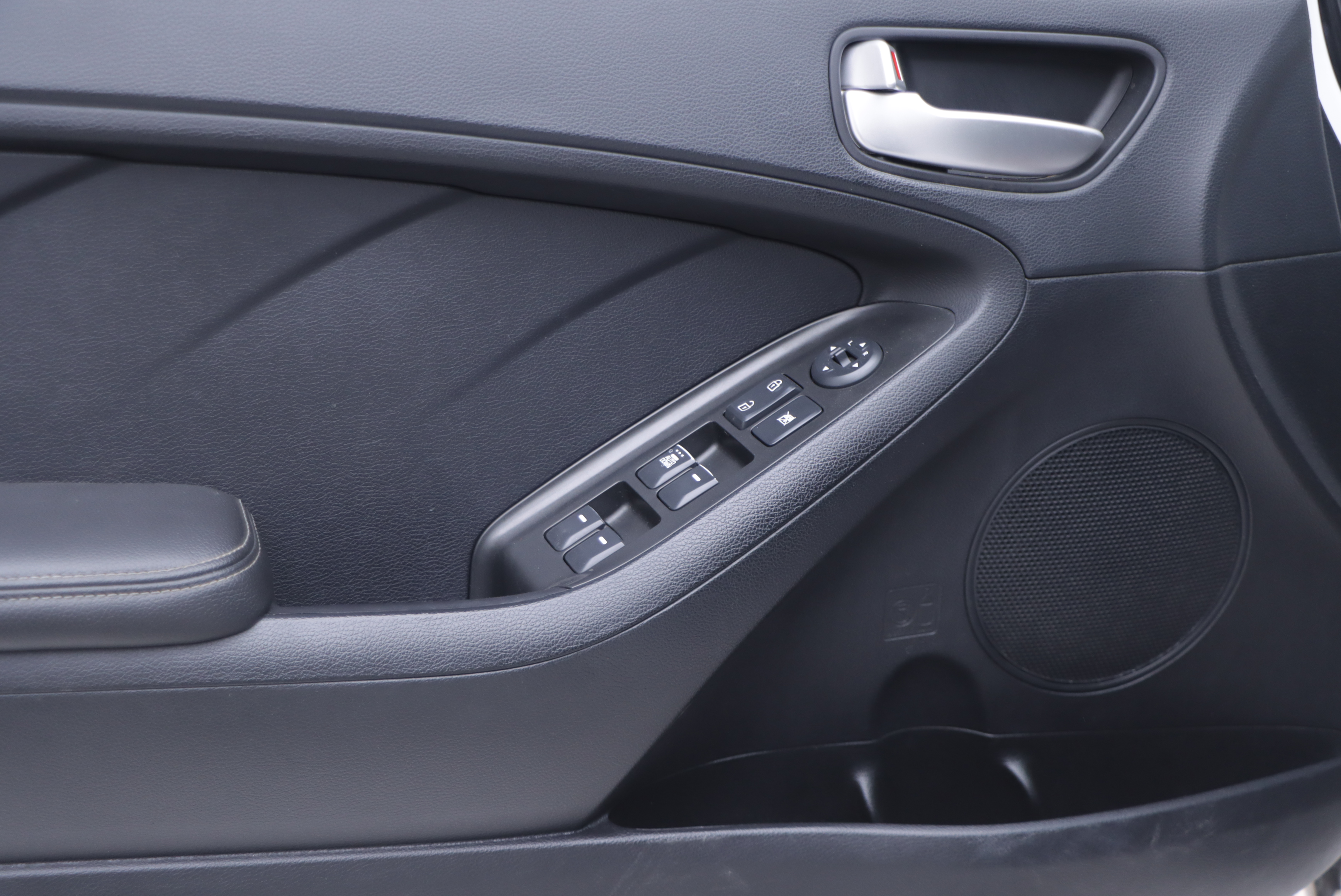 Kia K3 2017 #6 Kia K3 2017 car image #6