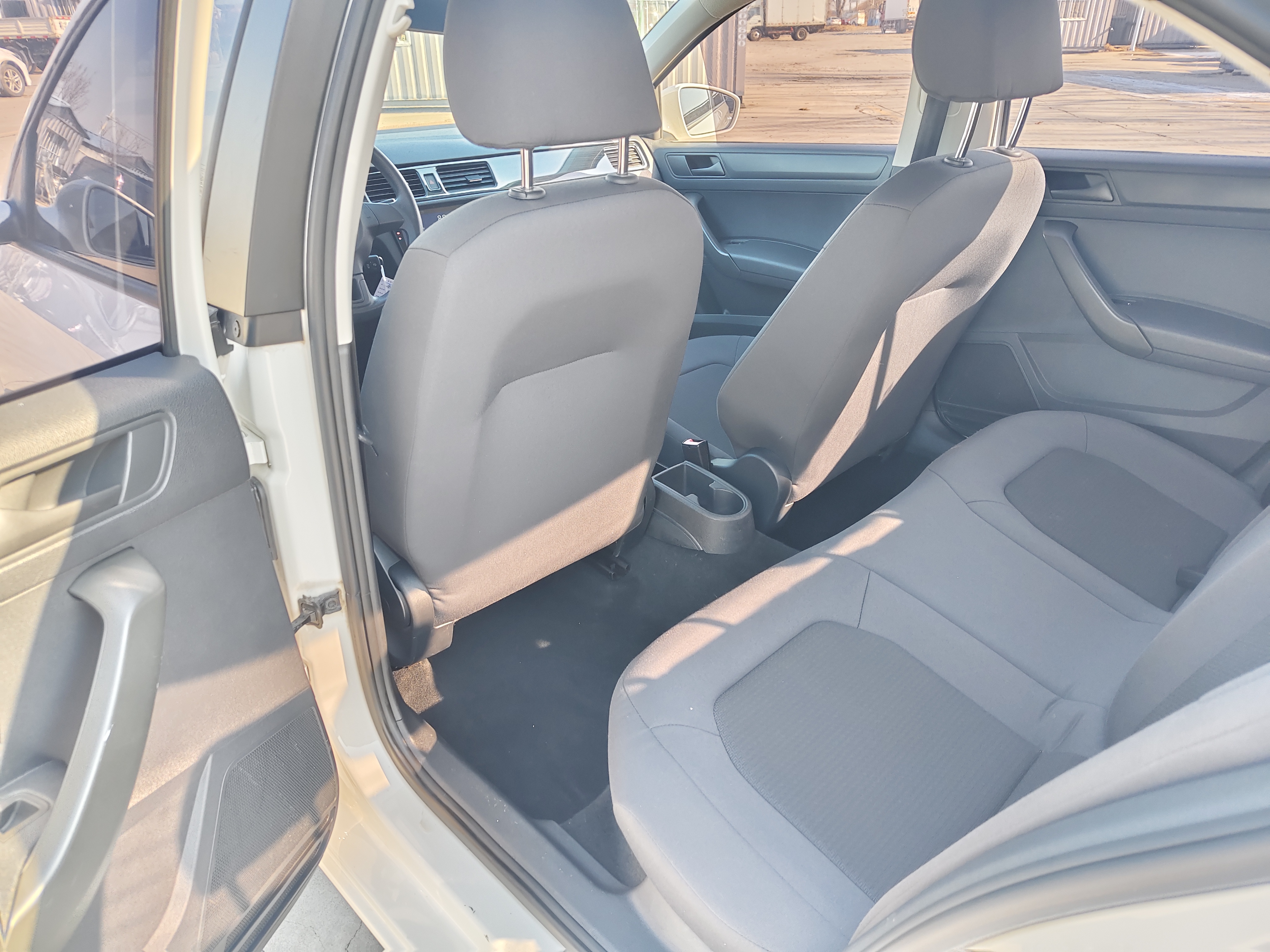 Santana 2014 car image #6