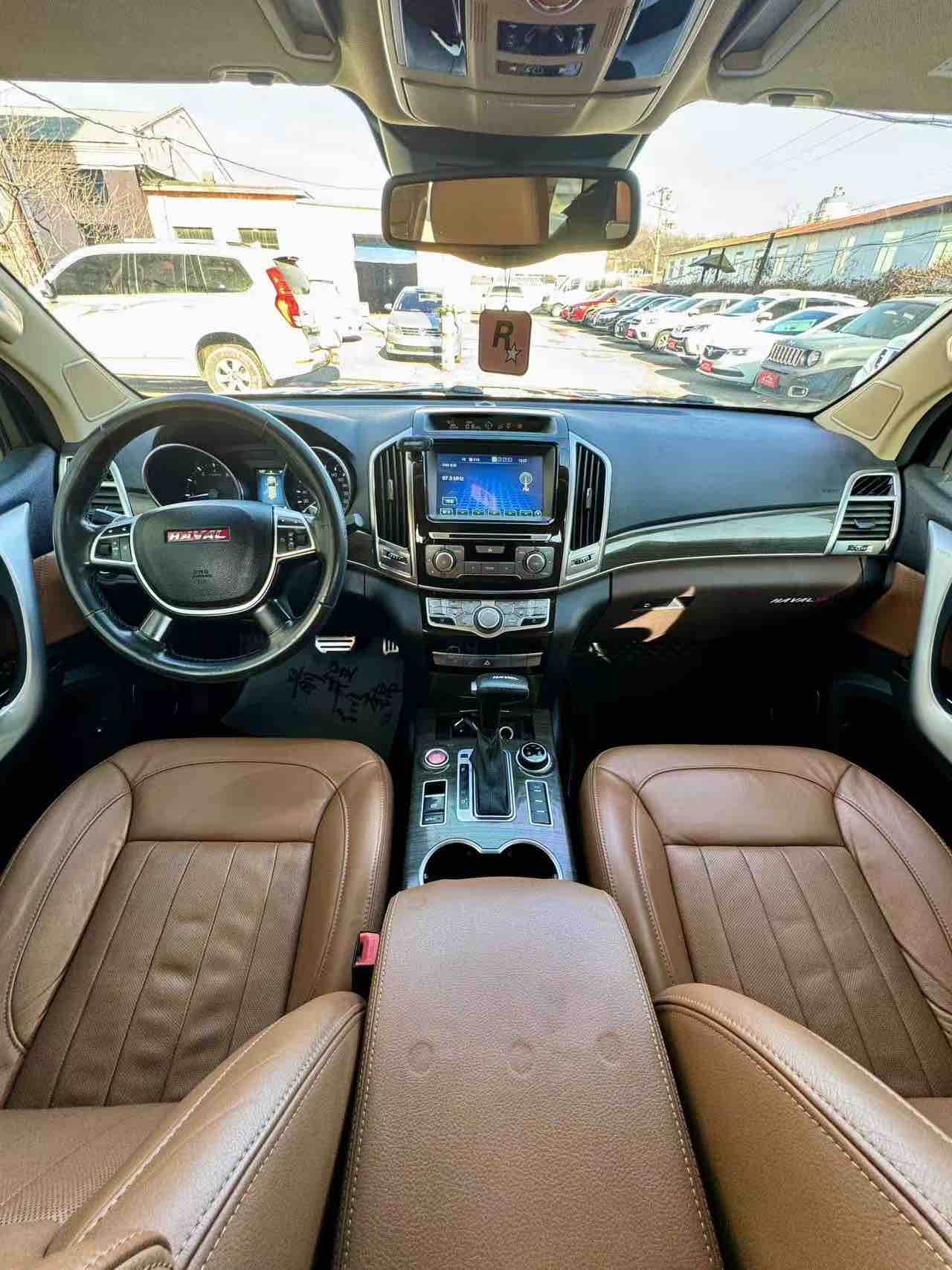 Haval H9 2015 car image #6