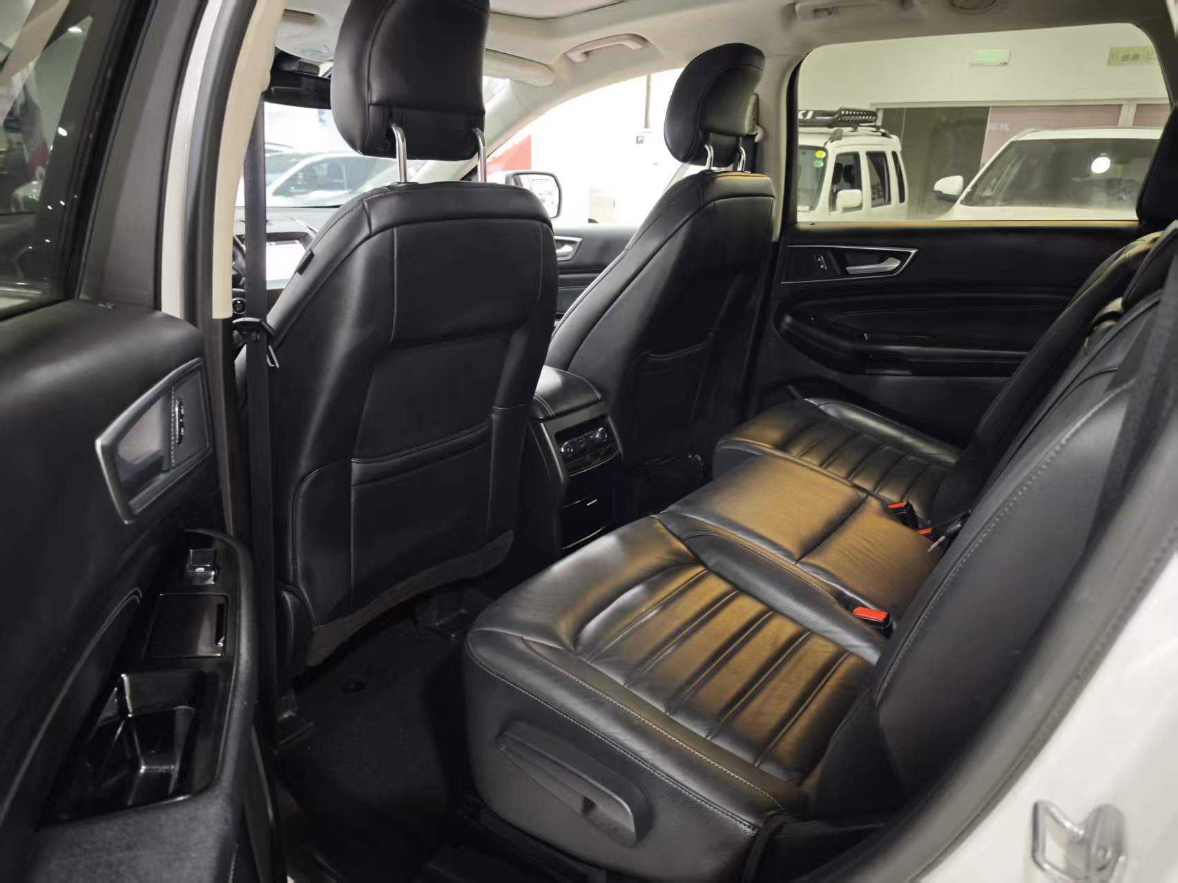 Ford Edge 2016 immagine di auto #6