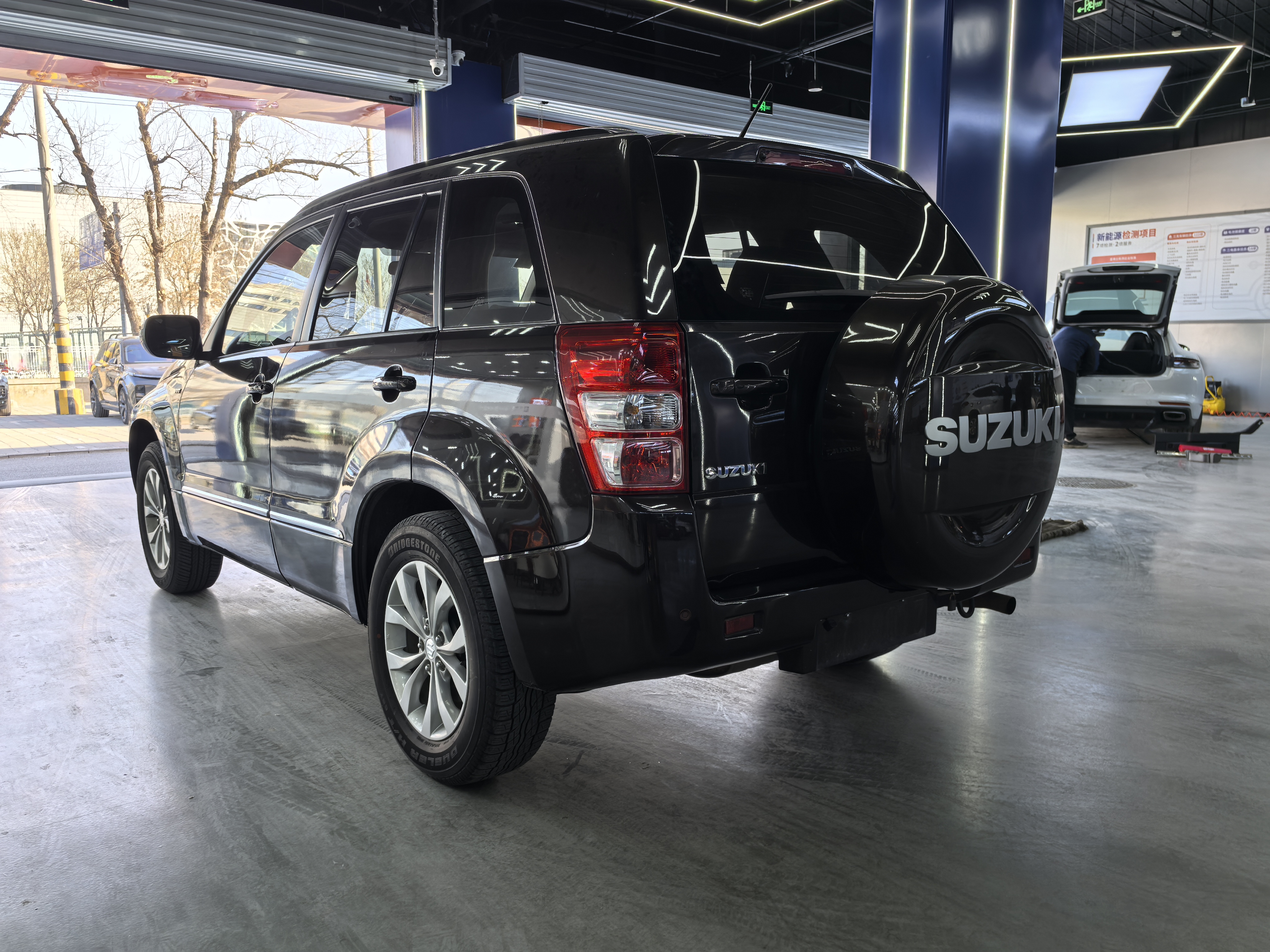 Suzuki 2013 car image #6