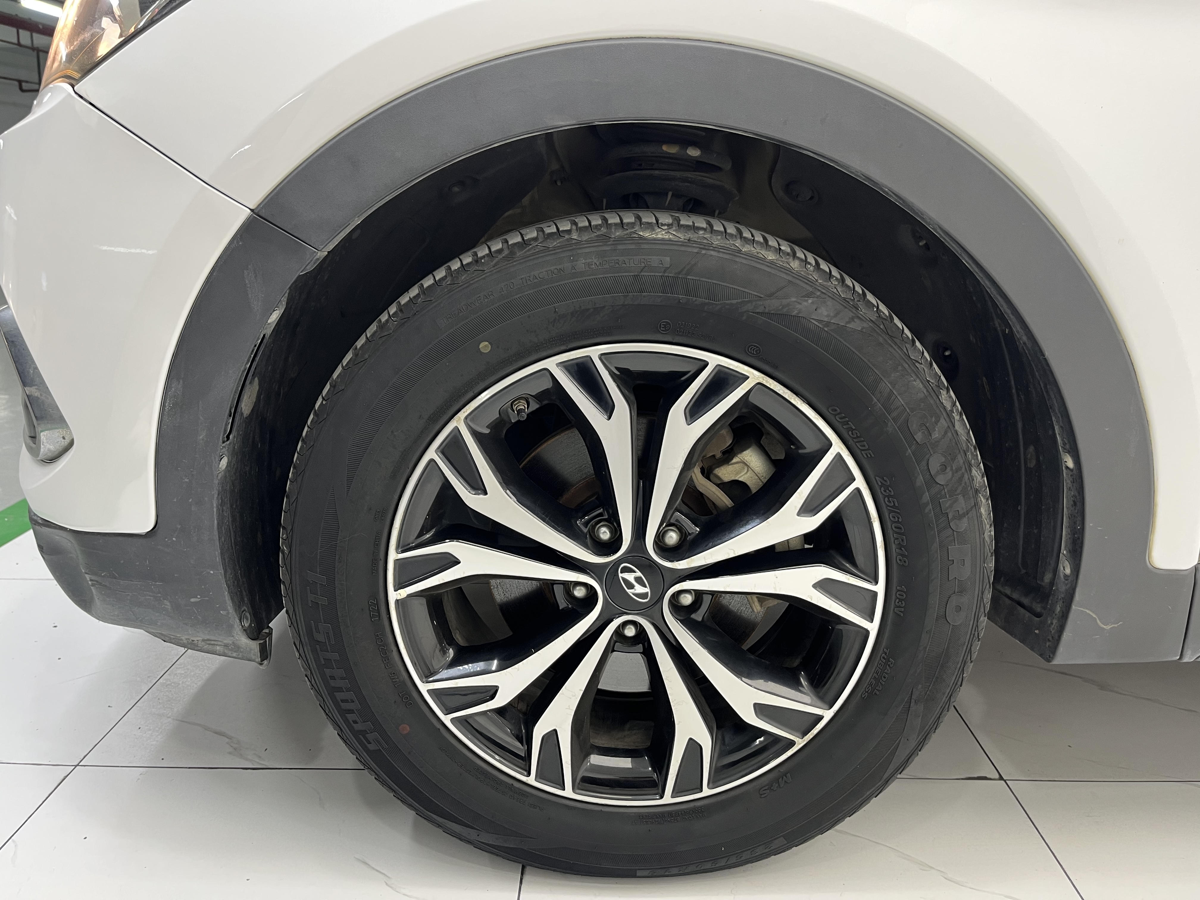 Hyundai Santa Fe 2018 immagine di auto #6