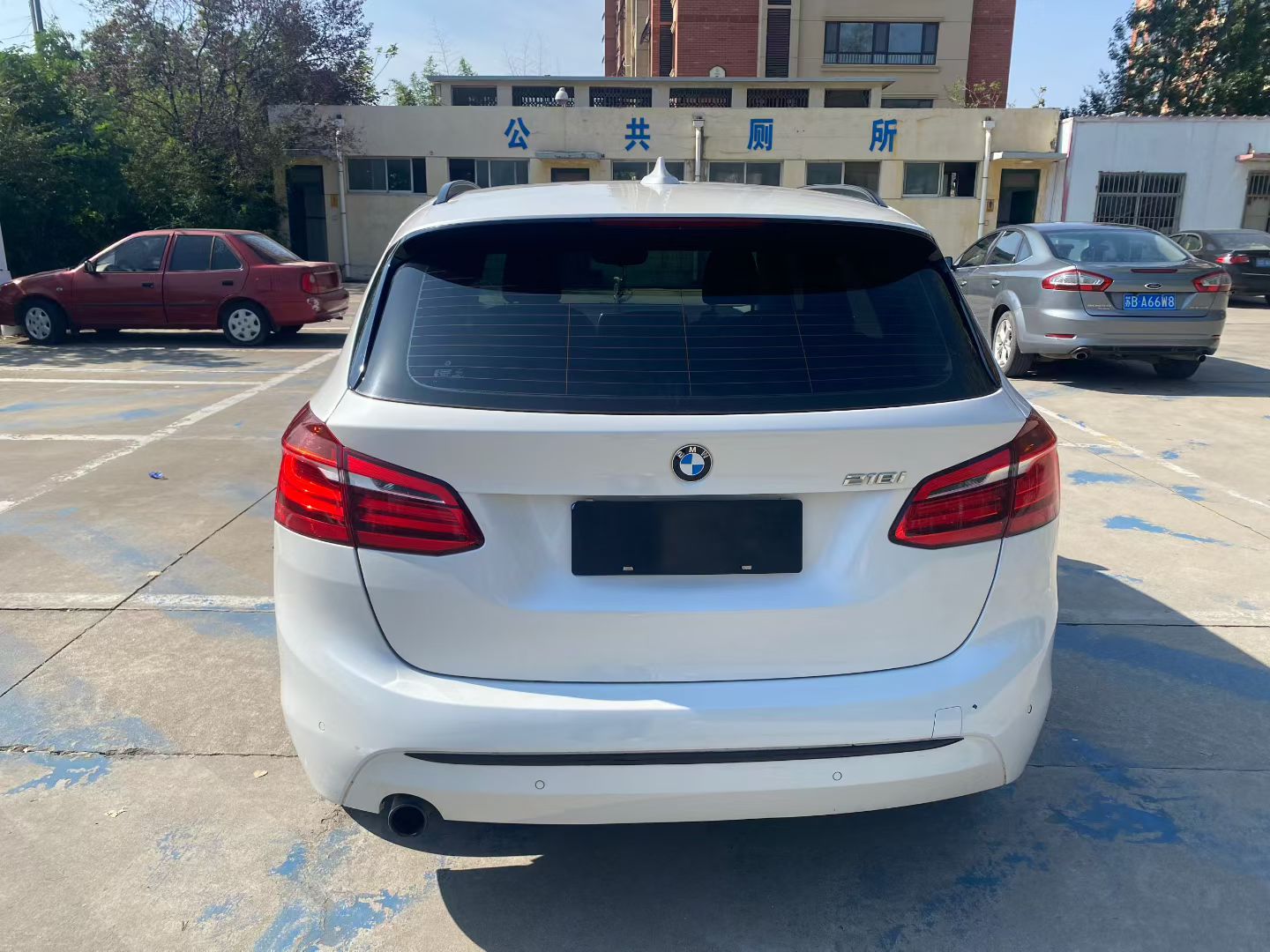 BMW 2 Series Tourer (Imported) 2016 #6 BMW 2 Series Tourer (Imported) 2016 car image #6