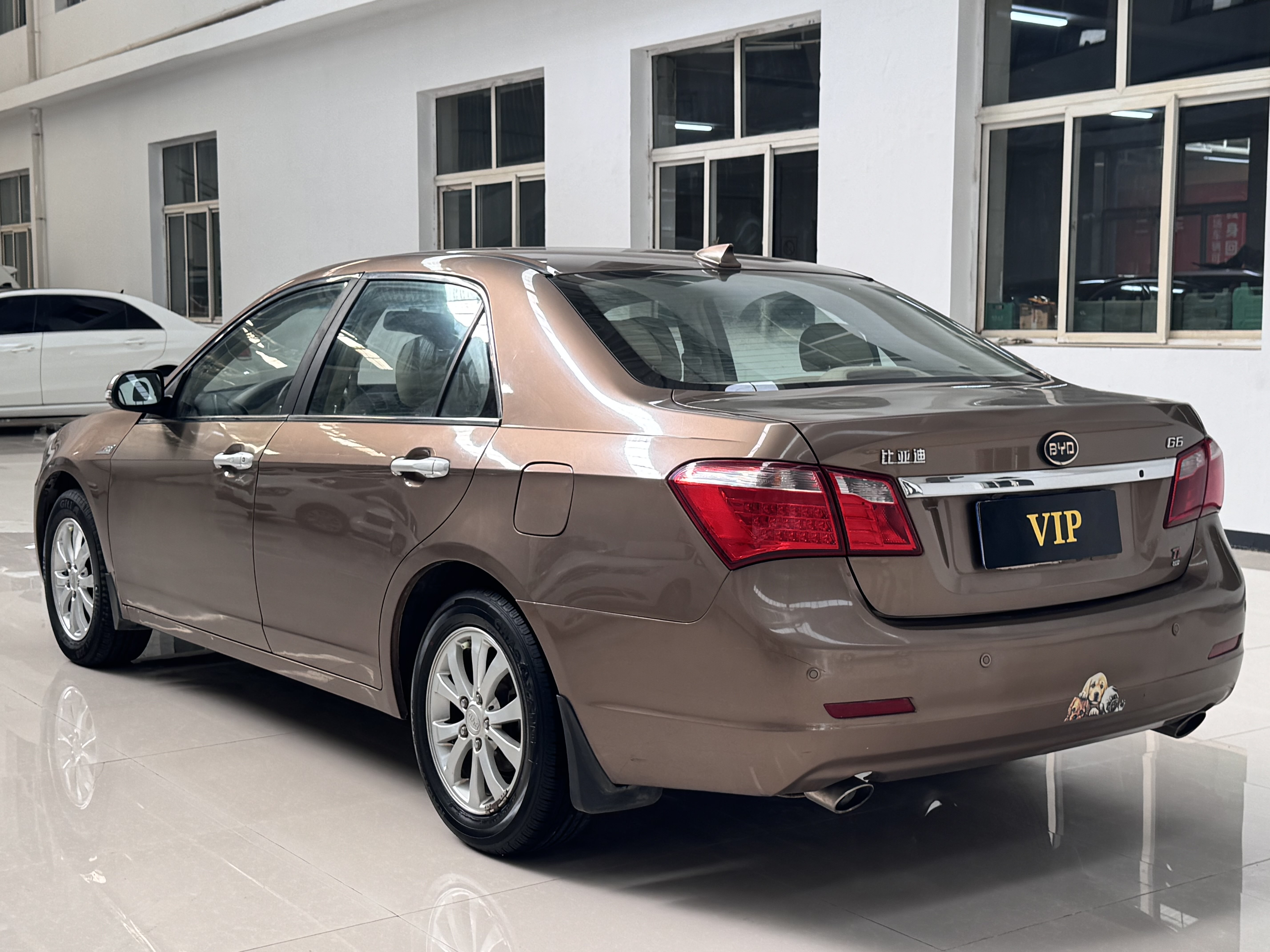 BYD G6 2014 #6 BYD G6 2014 car image #6