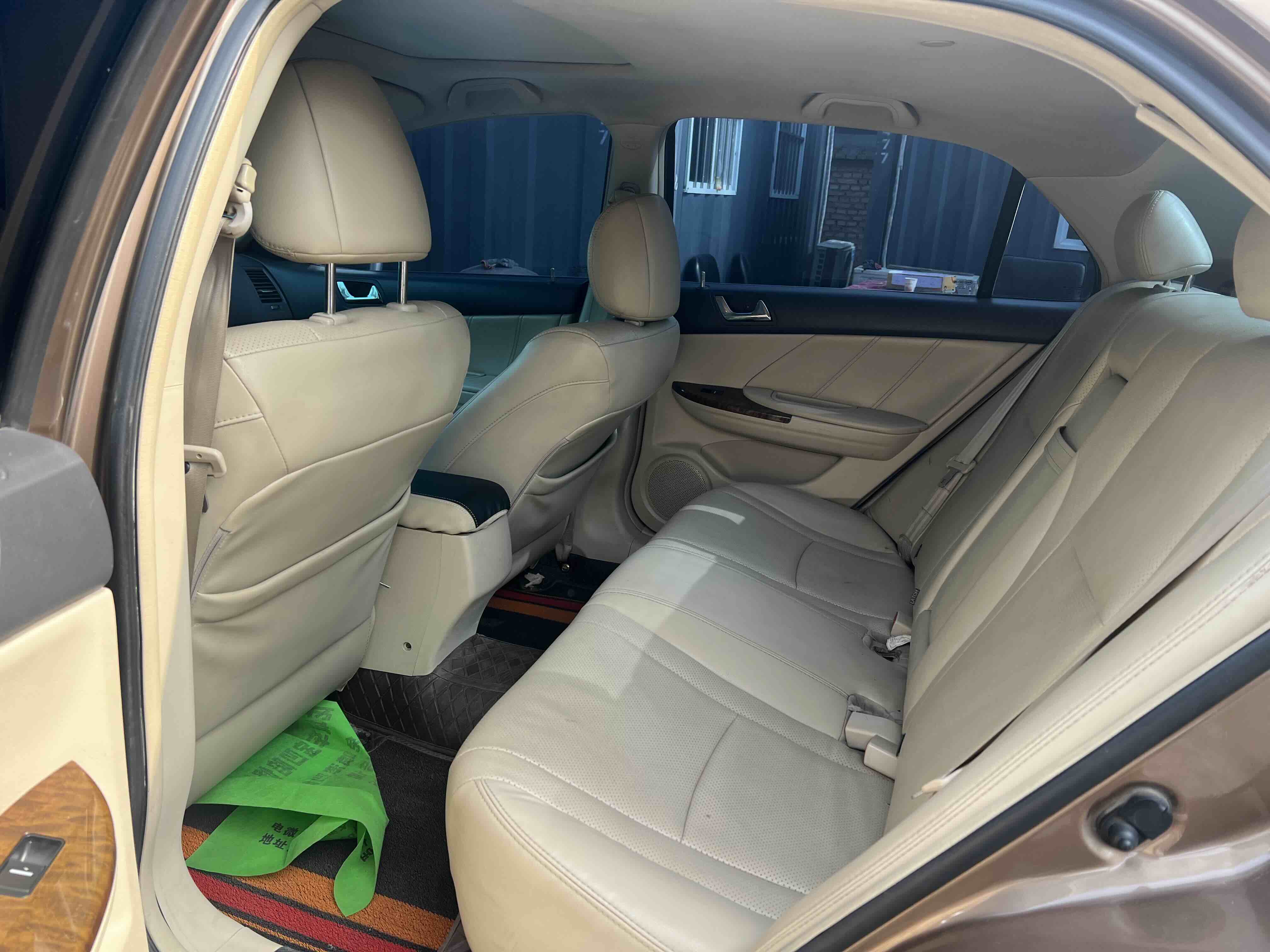 BYD G6 2012 #6 BYD G6 2012 car image #6