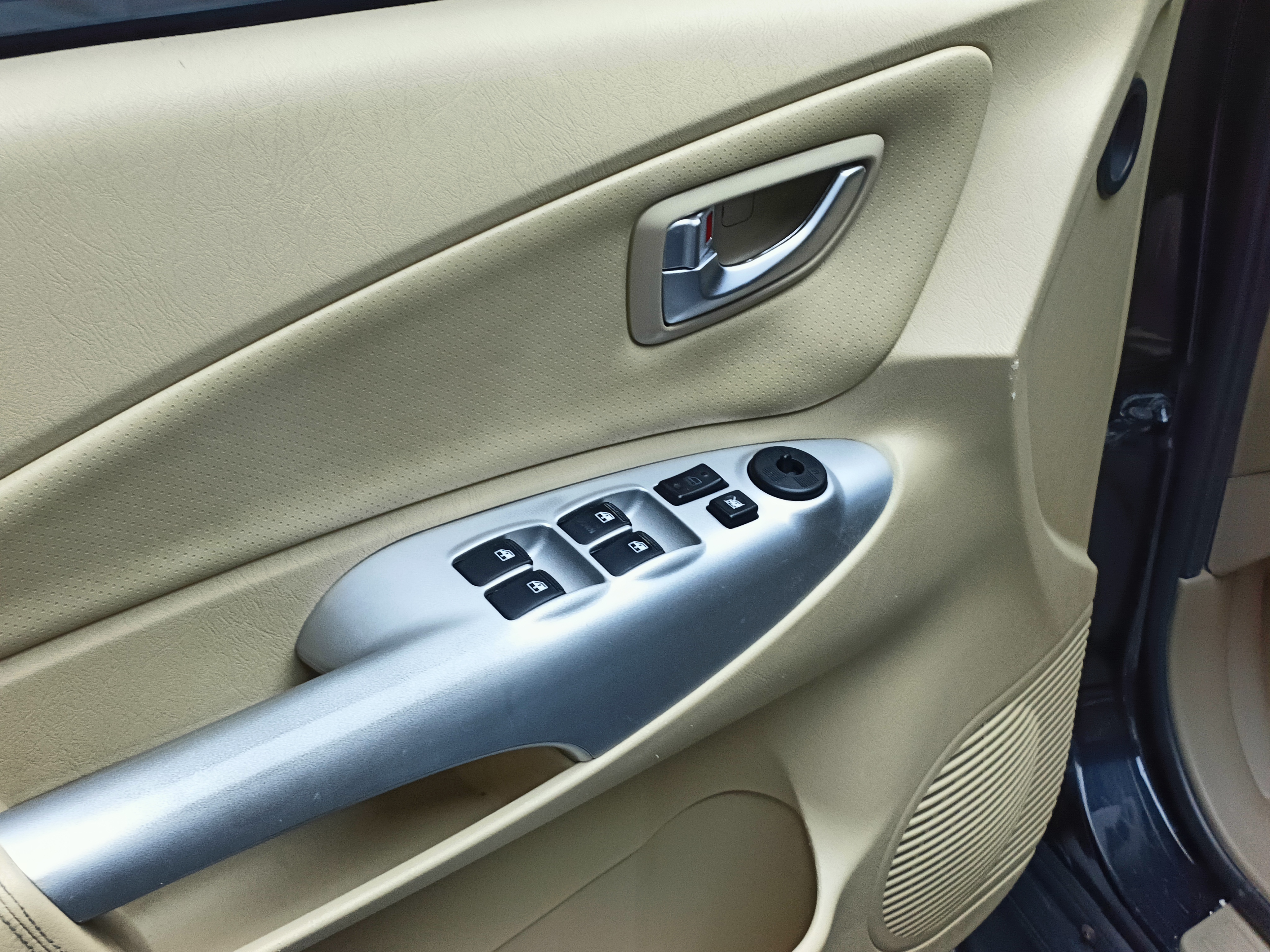 Hyundai Tucson 2010 #6 Hyundai Tucson 2010 car image #6