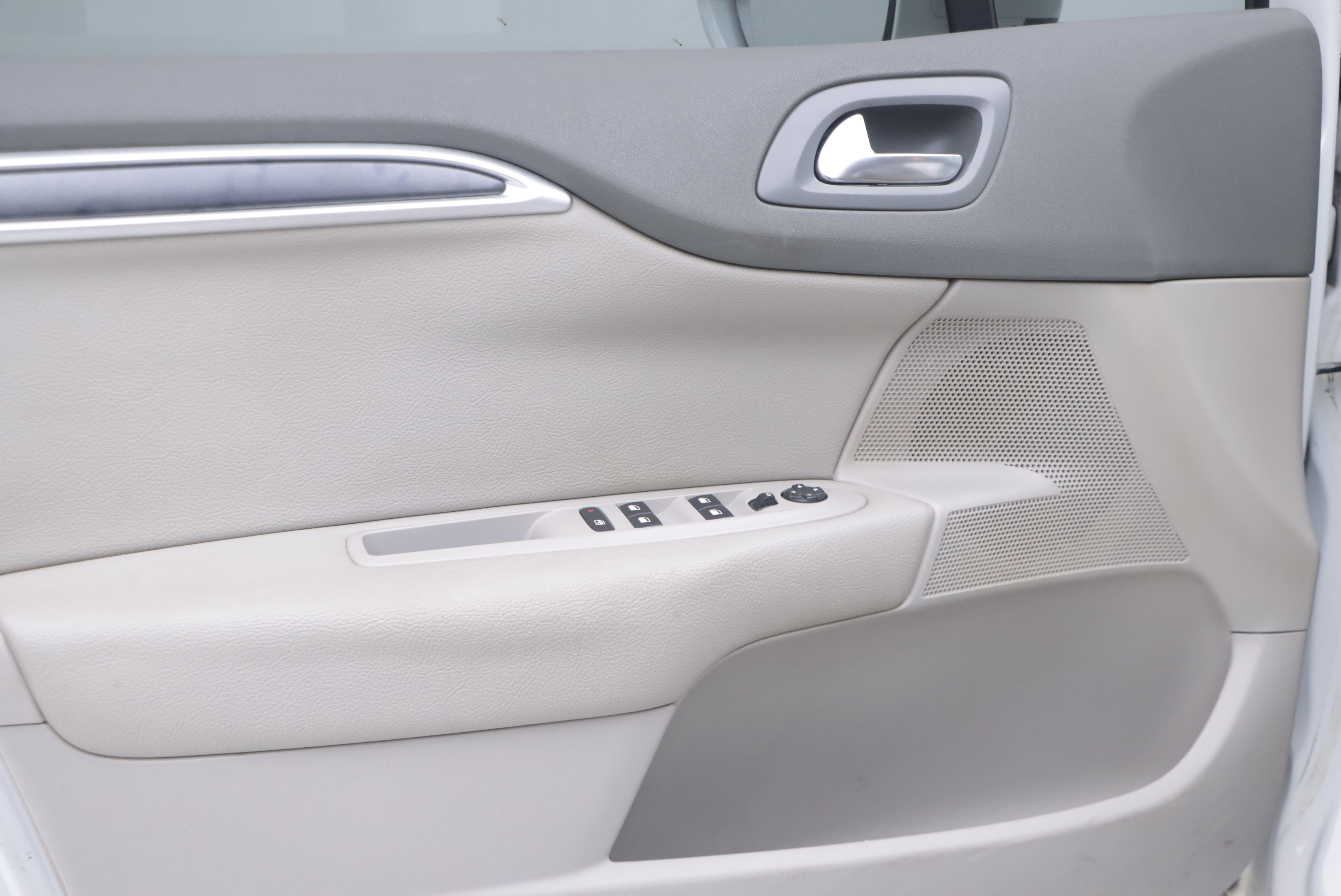 Citroen C4L 2016 صورة سيارة #6