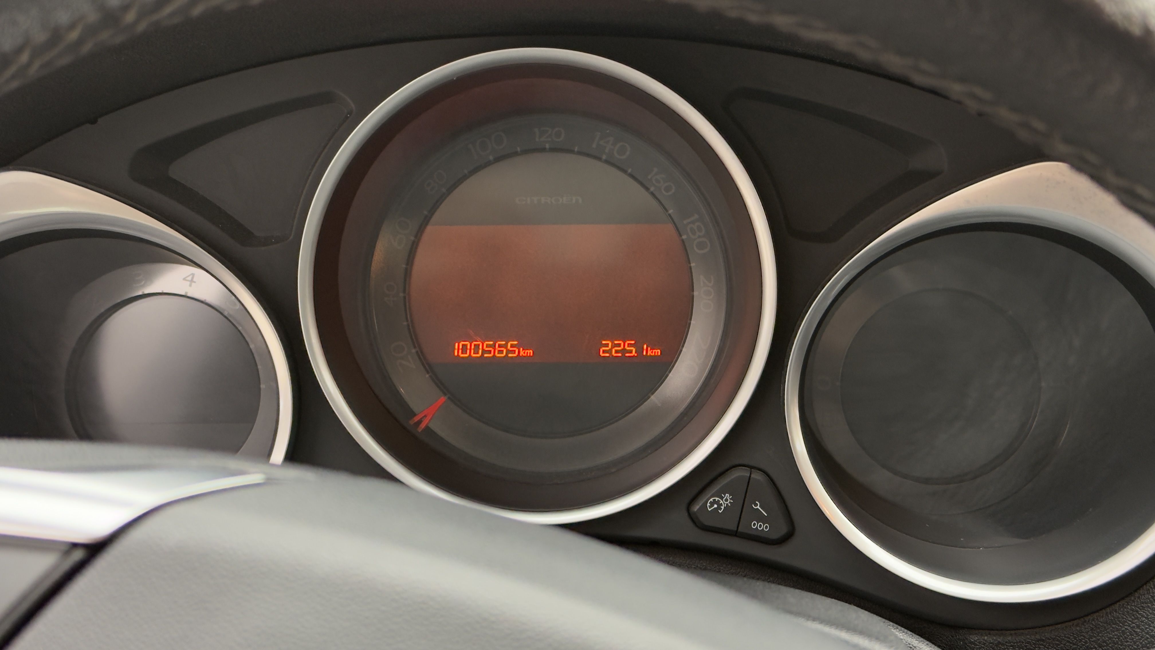 Citroen C4L 2014 car image #6