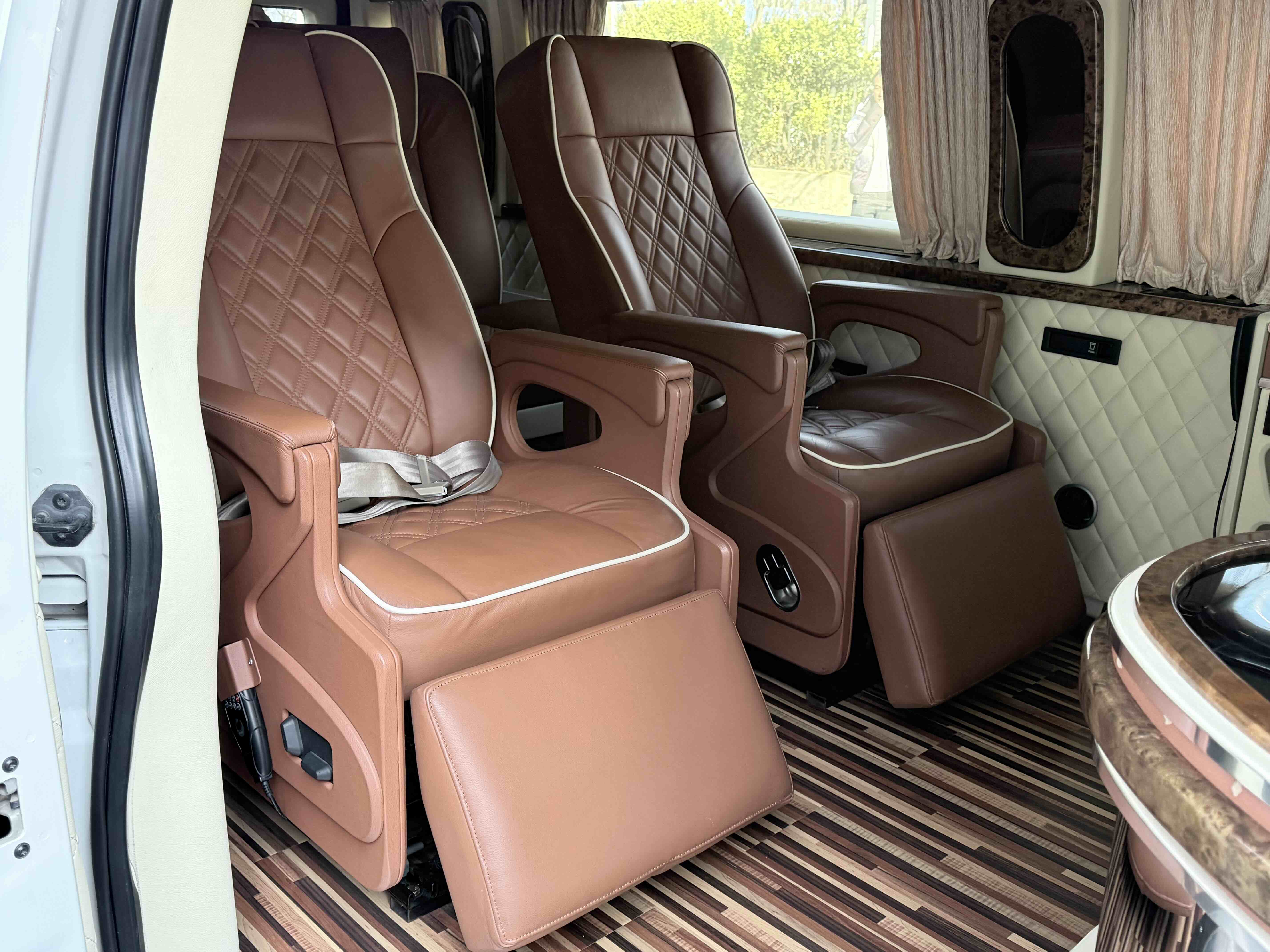 Ford E350 2015 #6 Ford E350 2015 car image #6