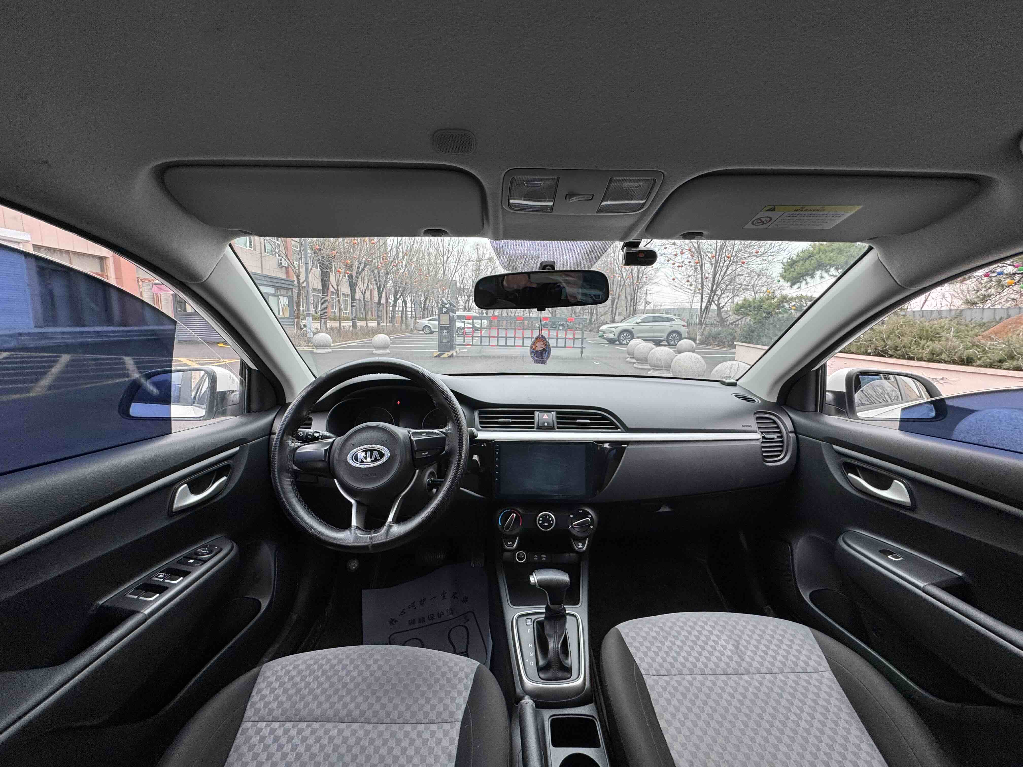 起亚 起亚K2 2017 汽车图片 #6