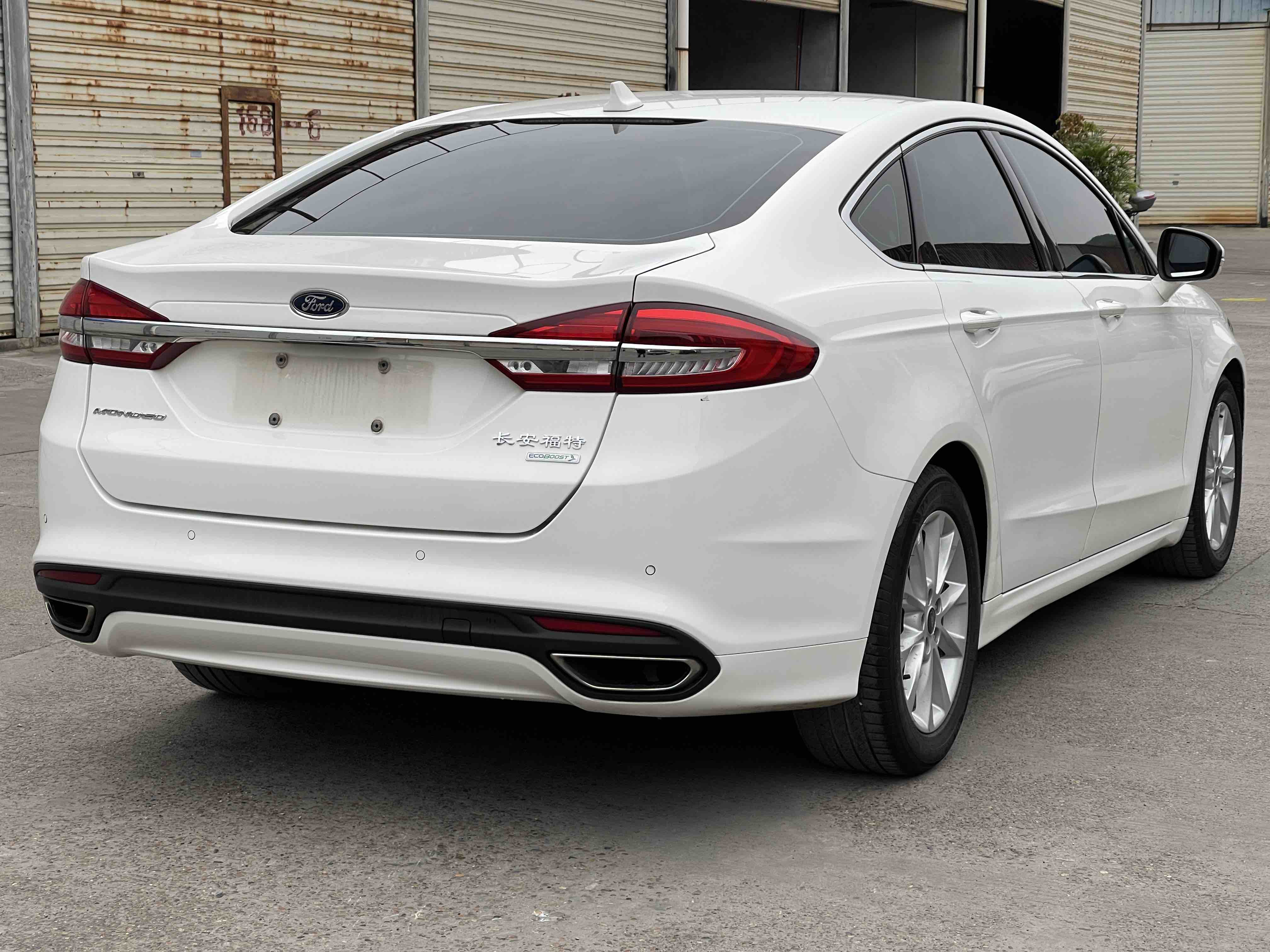 Ford Mondeo 2019 car image #6