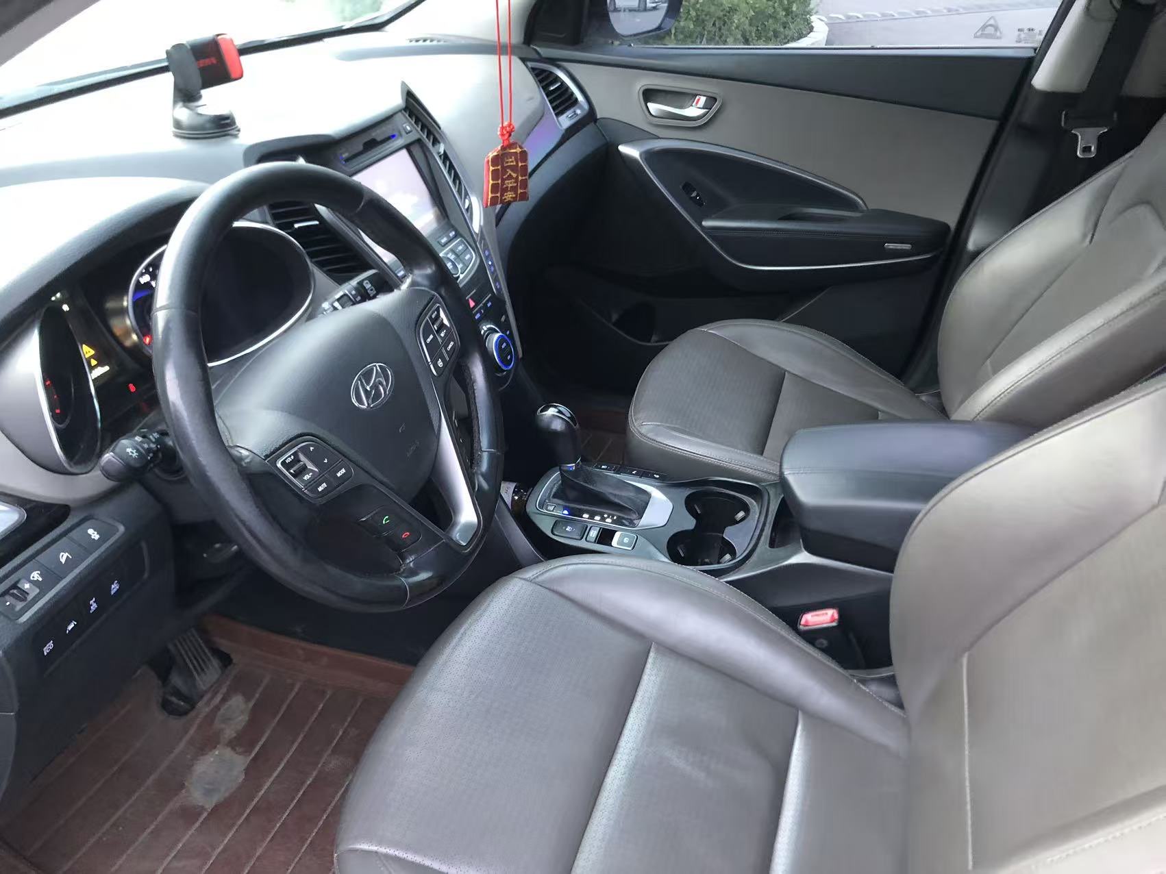 Hyundai Santa Fe (Imported) 2013 car image #6