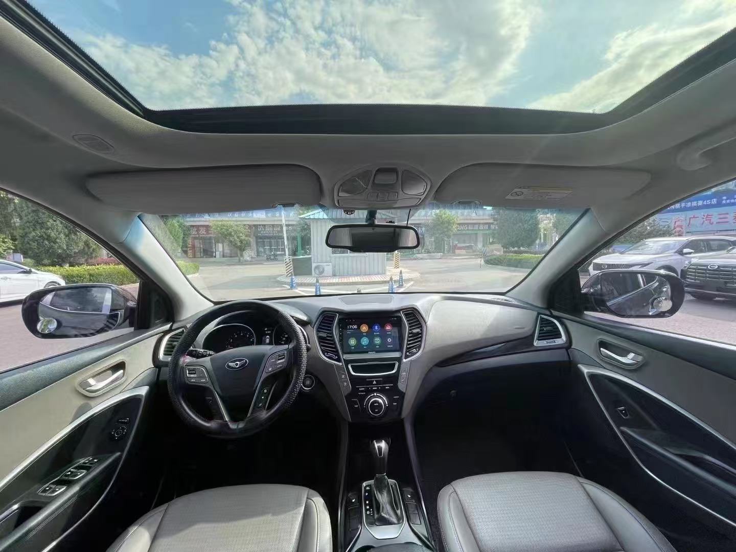 Hyundai Santa Fe (Imported) 2013 car image #6