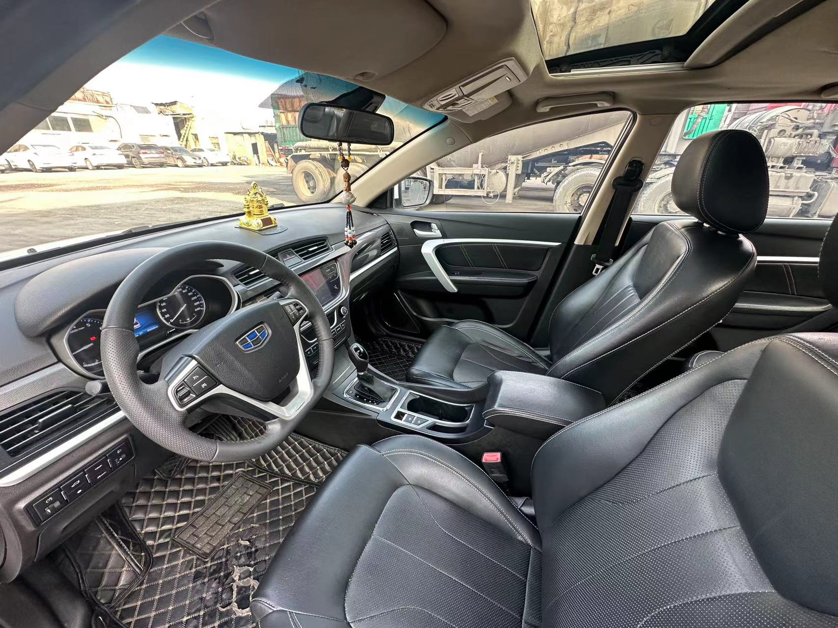 Emgrand 2017 #6 Emgrand 2017 car image #6