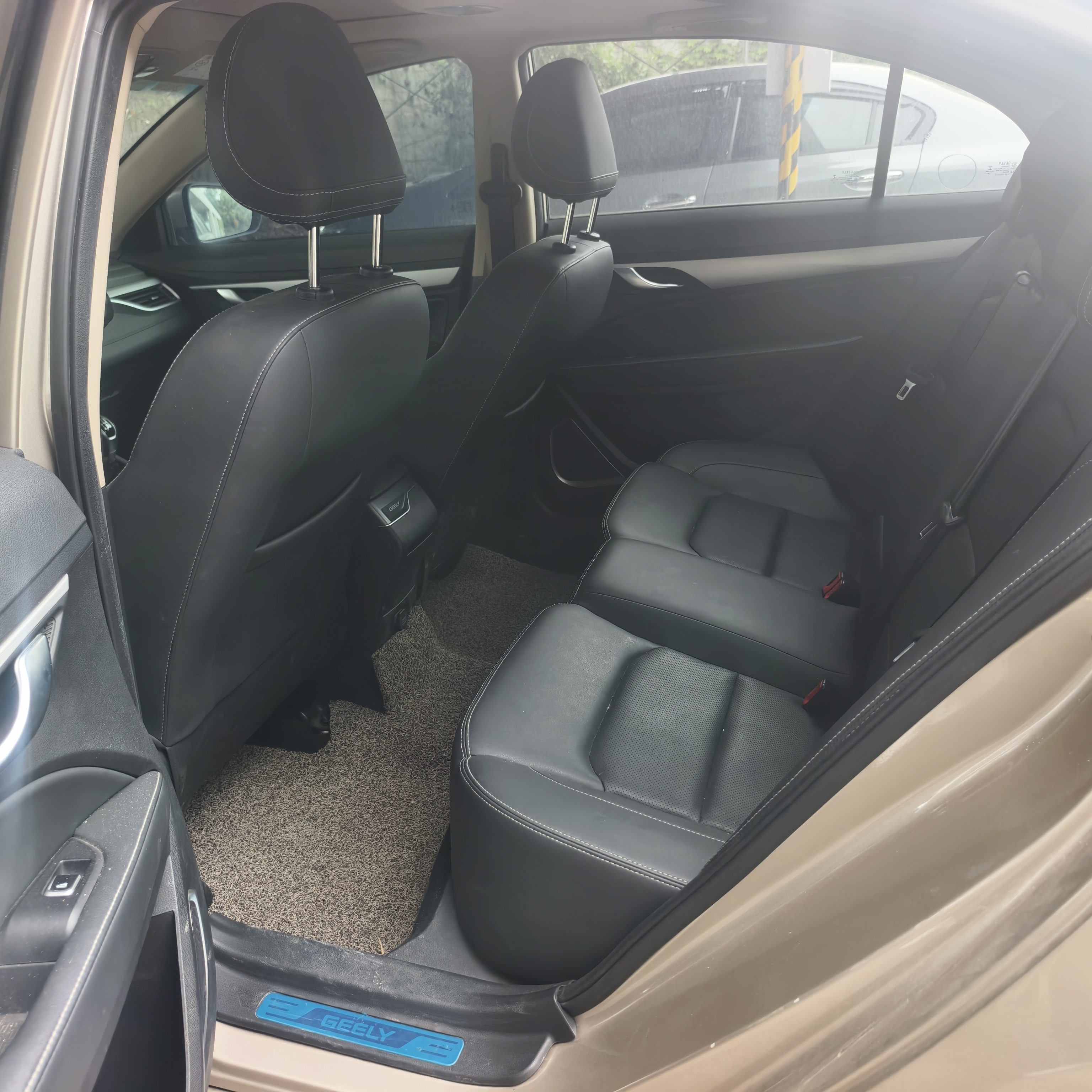 GEELY Emgrand 2018 car image #6