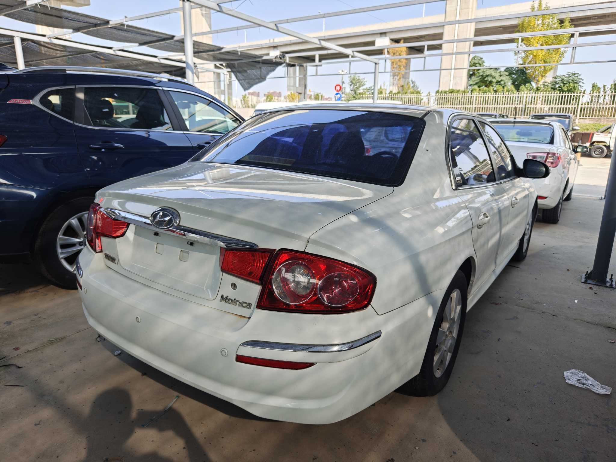 Hyundai moInca 2012 car image #6